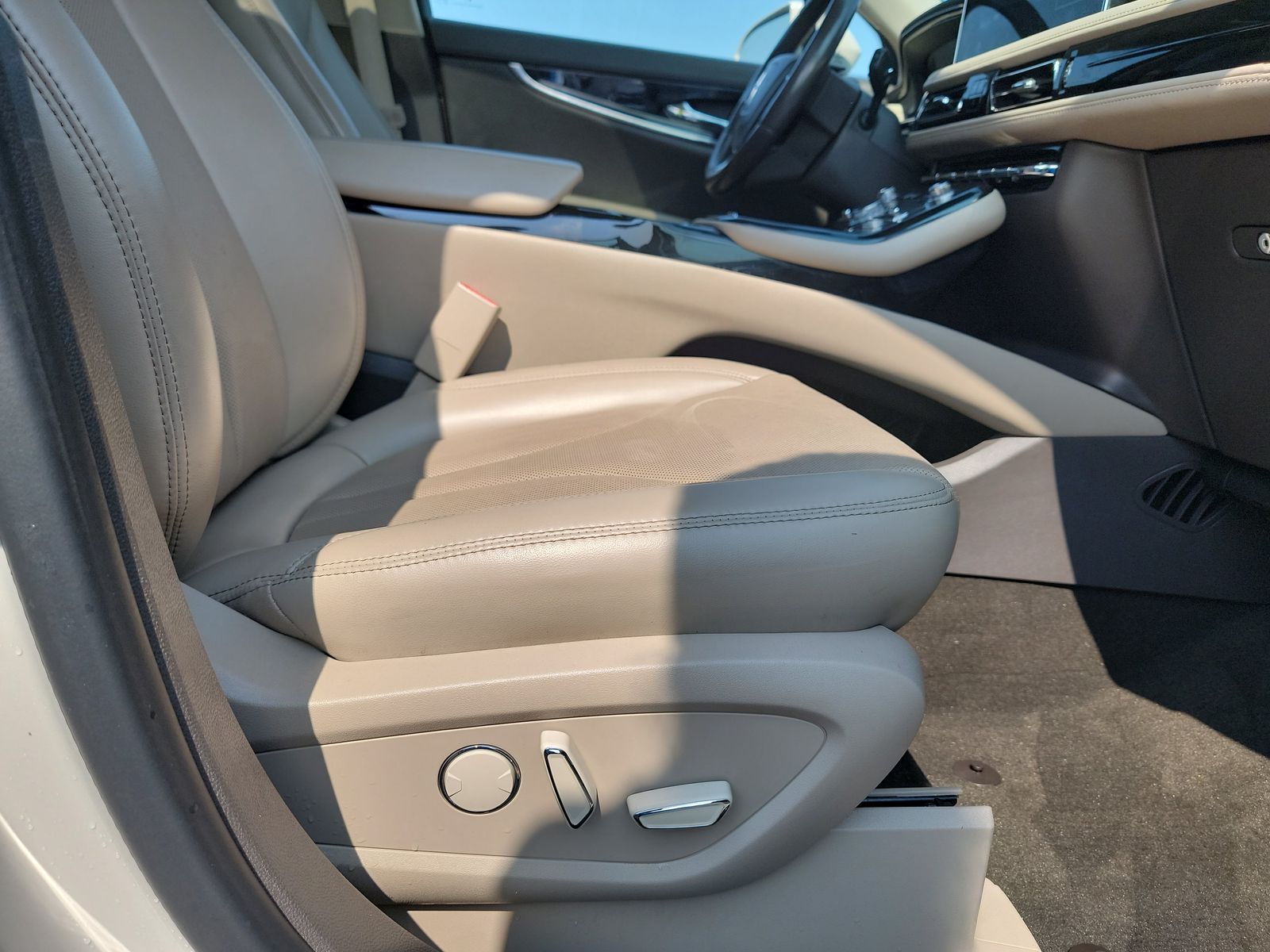 2022 Lincoln Nautilus Reserve AWD