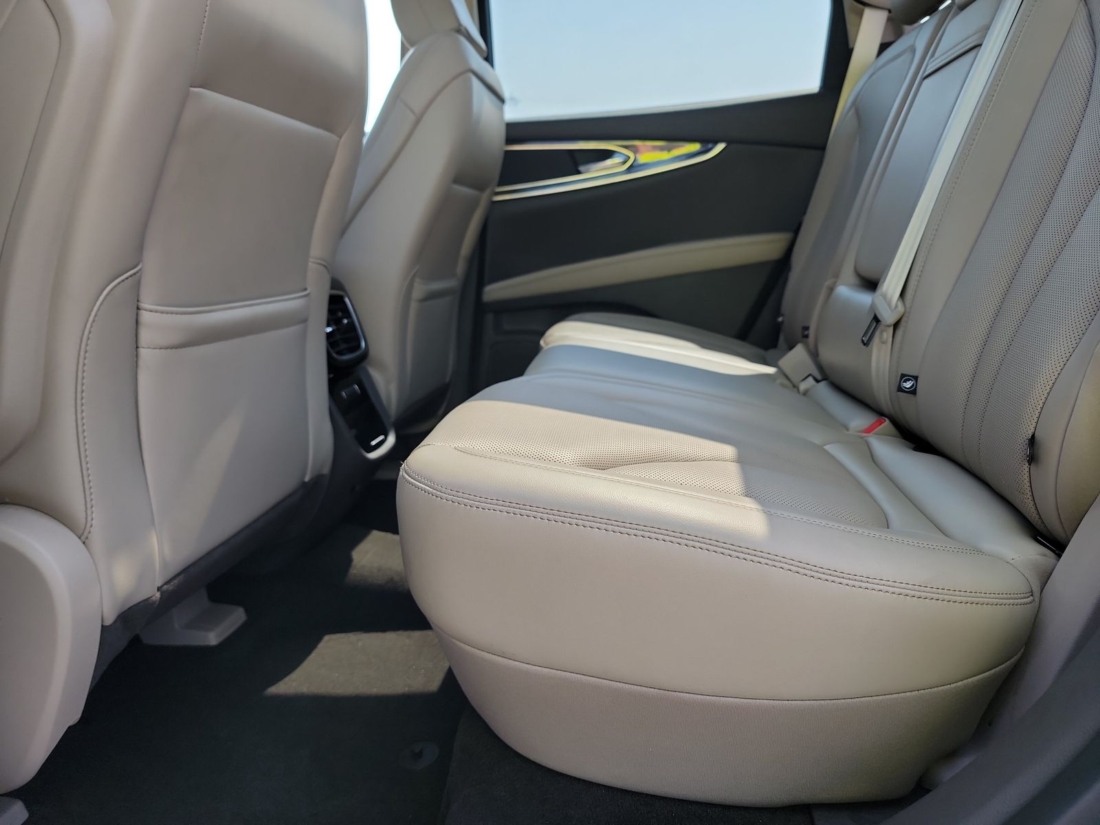 2022 Lincoln Nautilus Reserve AWD