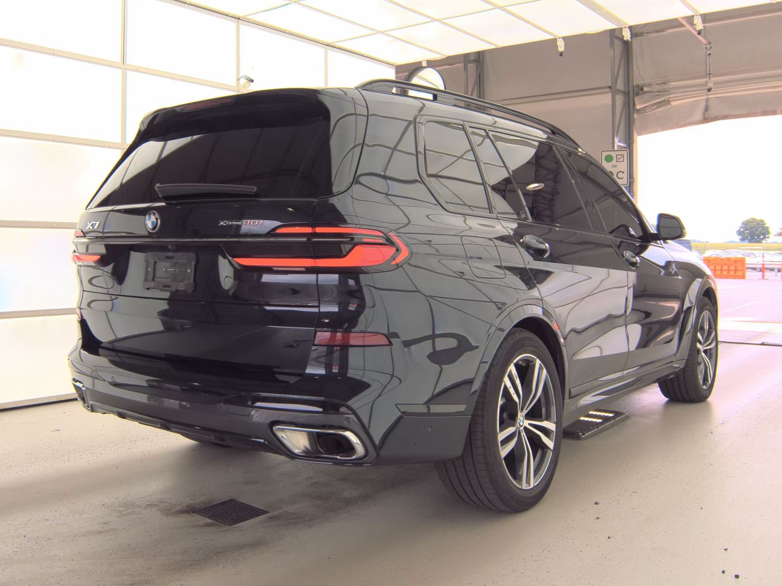 2025 BMW X7 xDrive40i AWD