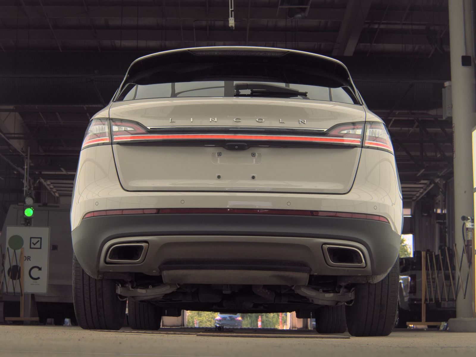 2022 Lincoln Nautilus Reserve AWD