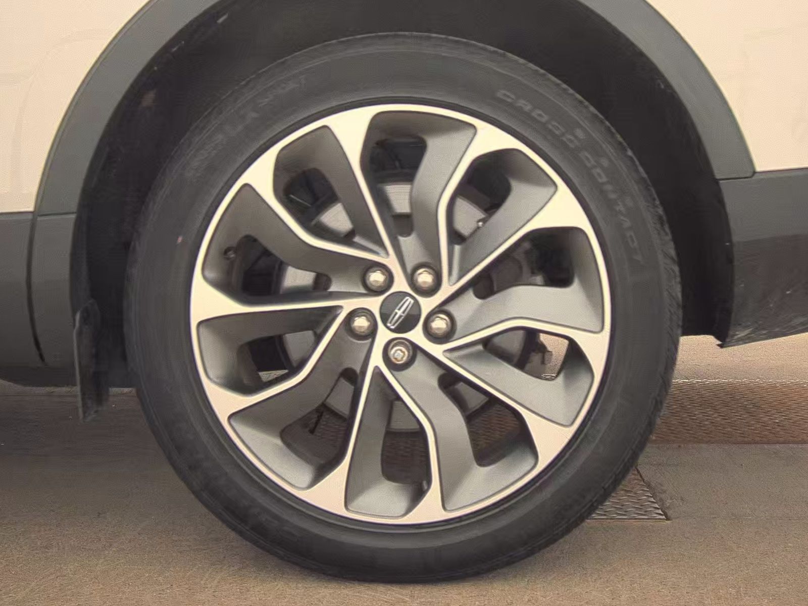 2022 Lincoln Nautilus Reserve AWD