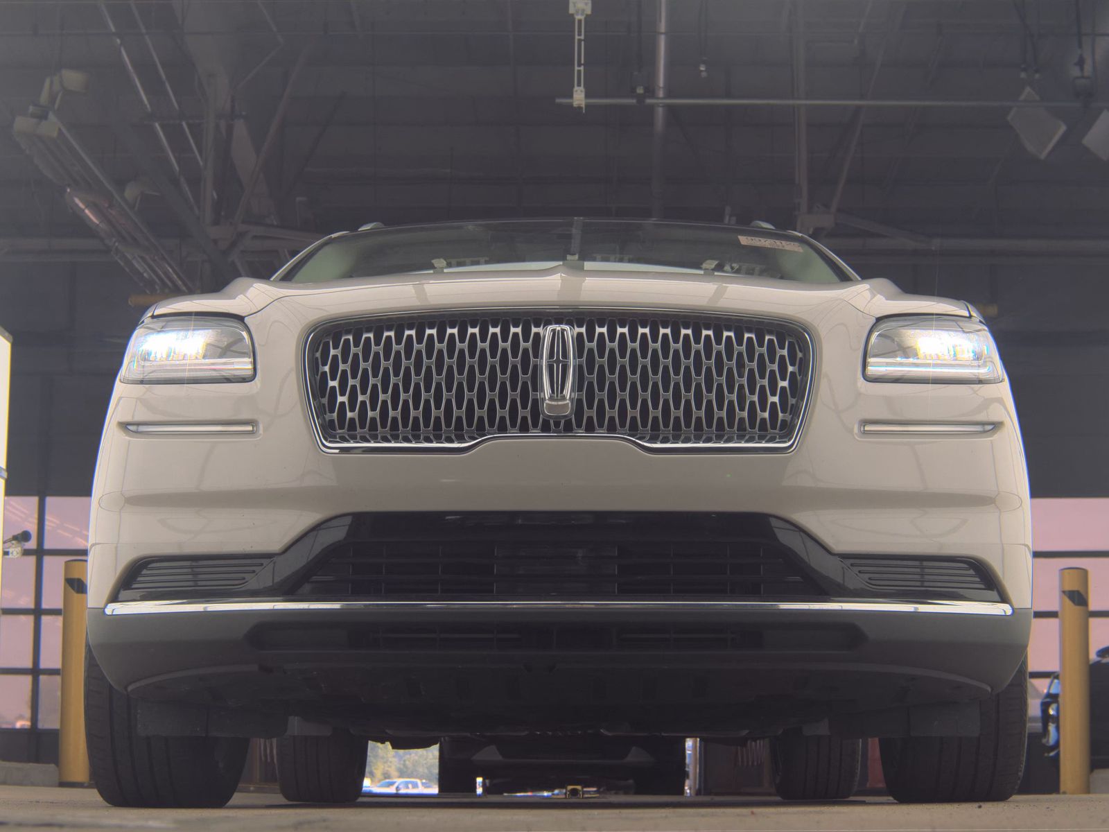 2022 Lincoln Nautilus Reserve AWD