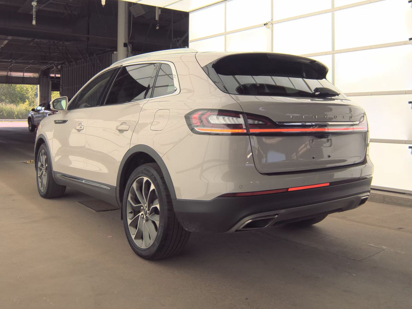 2022 Lincoln Nautilus Reserve AWD