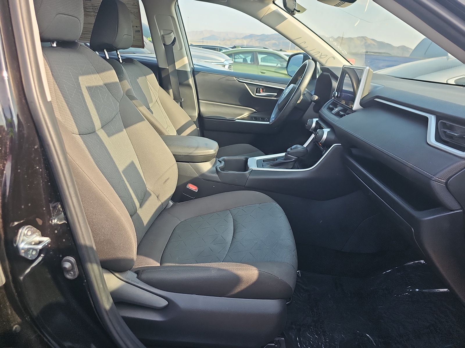 2024 Toyota RAV4 XLE FWD