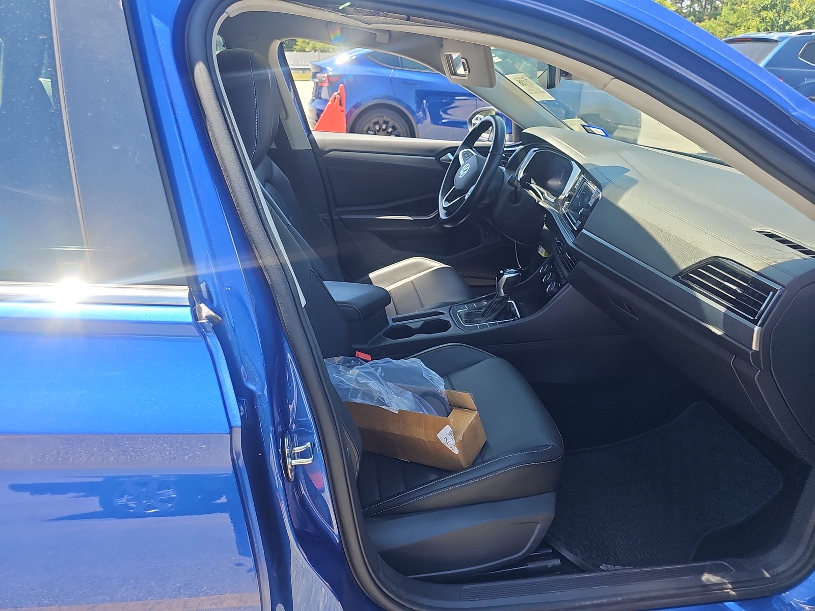 2022 Volkswagen Jetta 1.5T SE FWD