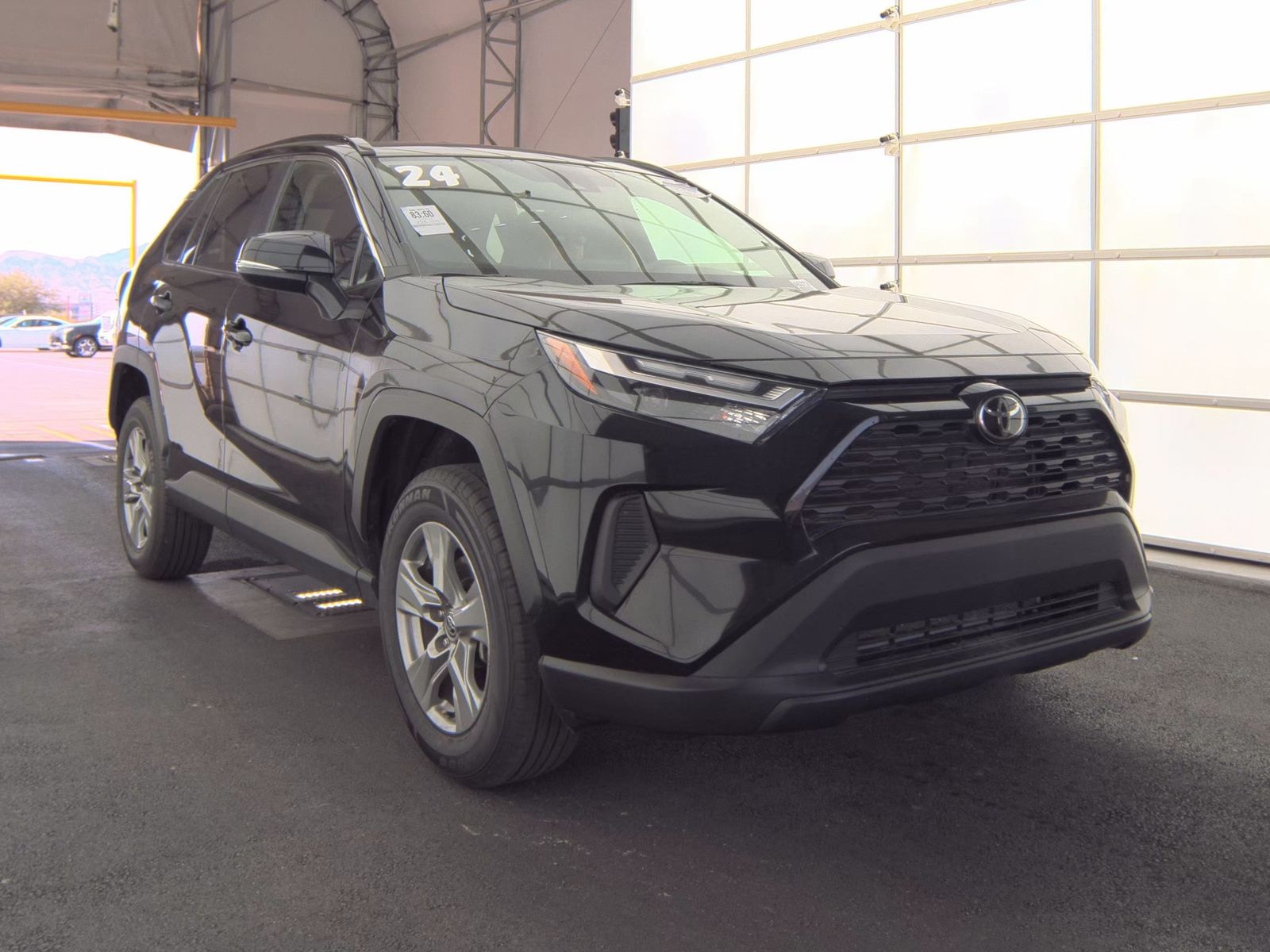 2024 Toyota RAV4 XLE FWD