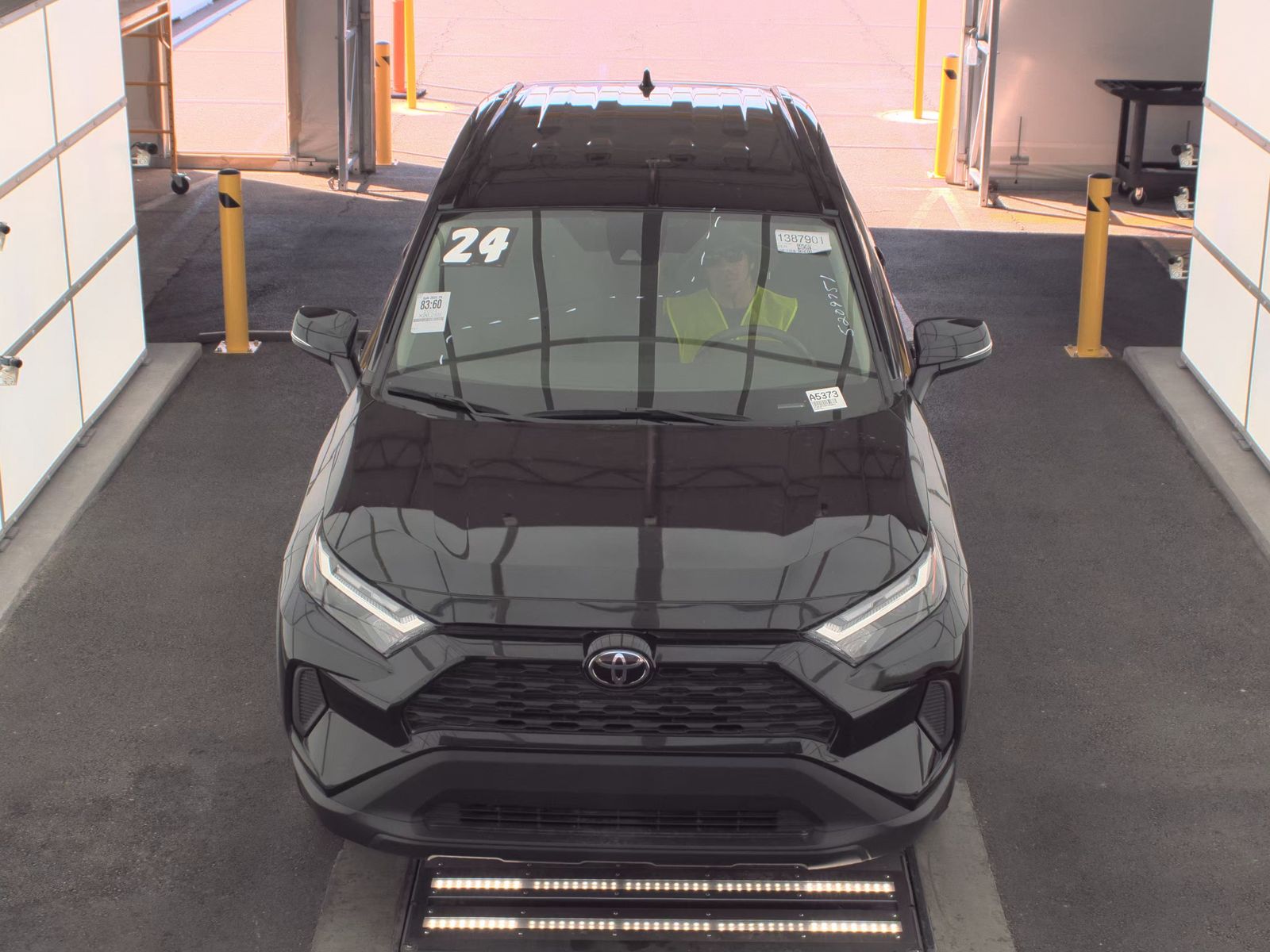 2024 Toyota RAV4 XLE FWD