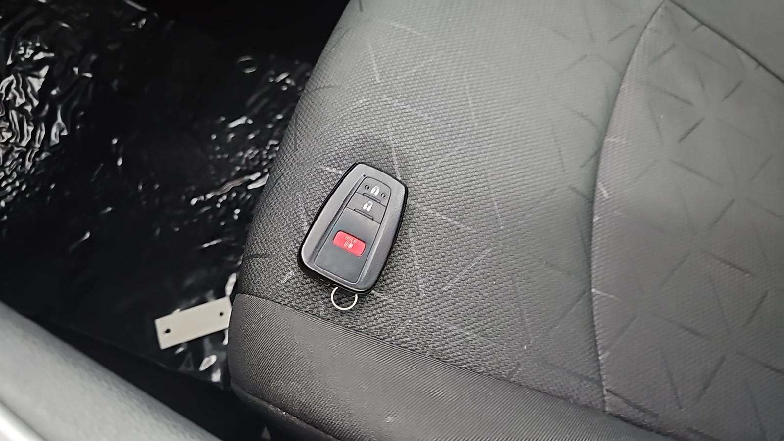 2024 Toyota RAV4 XLE FWD