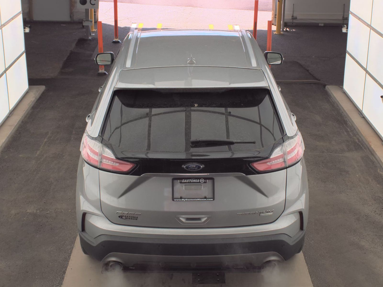 2020 Ford Edge Titanium FWD