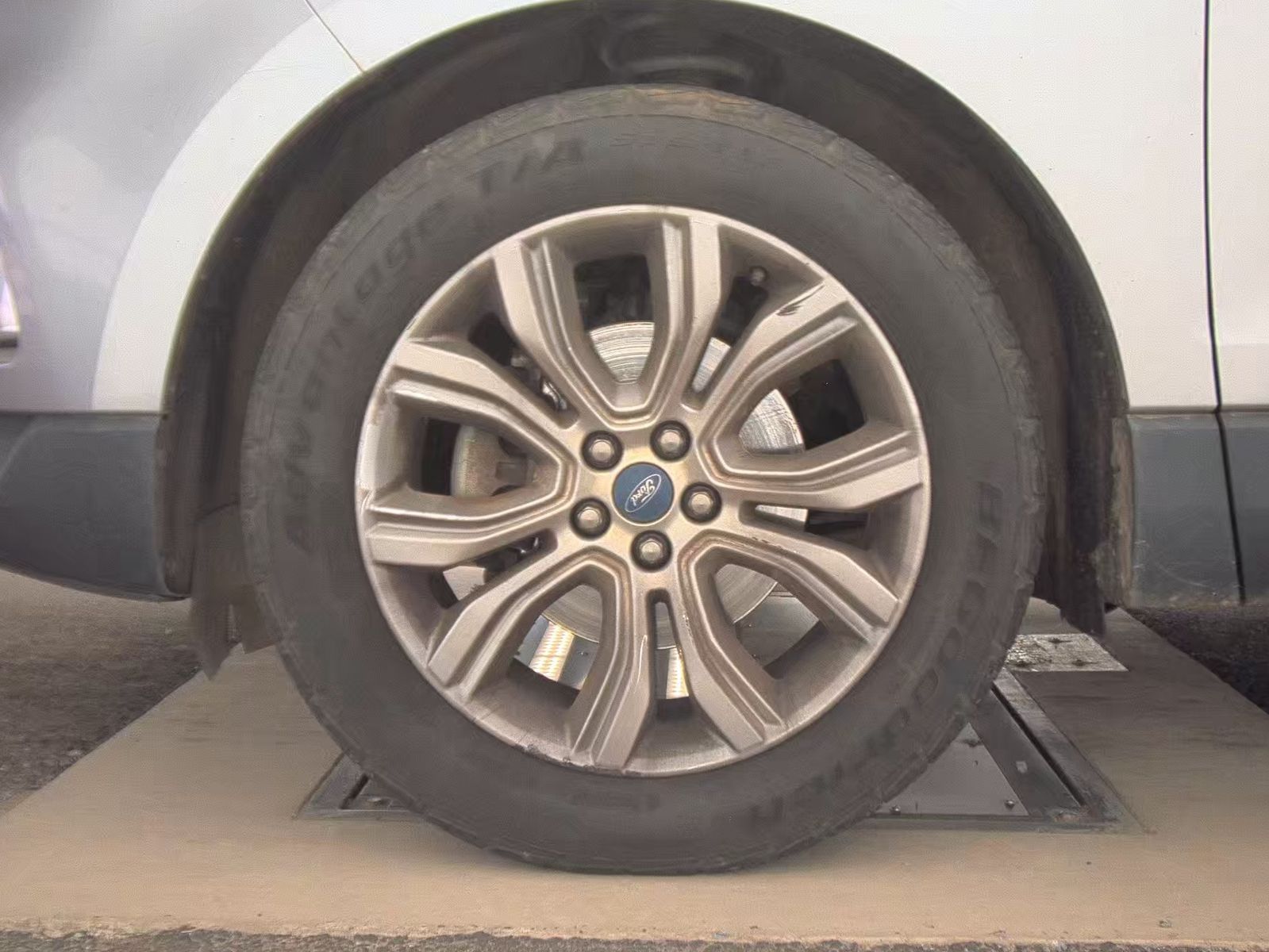 2020 Ford Edge Titanium FWD