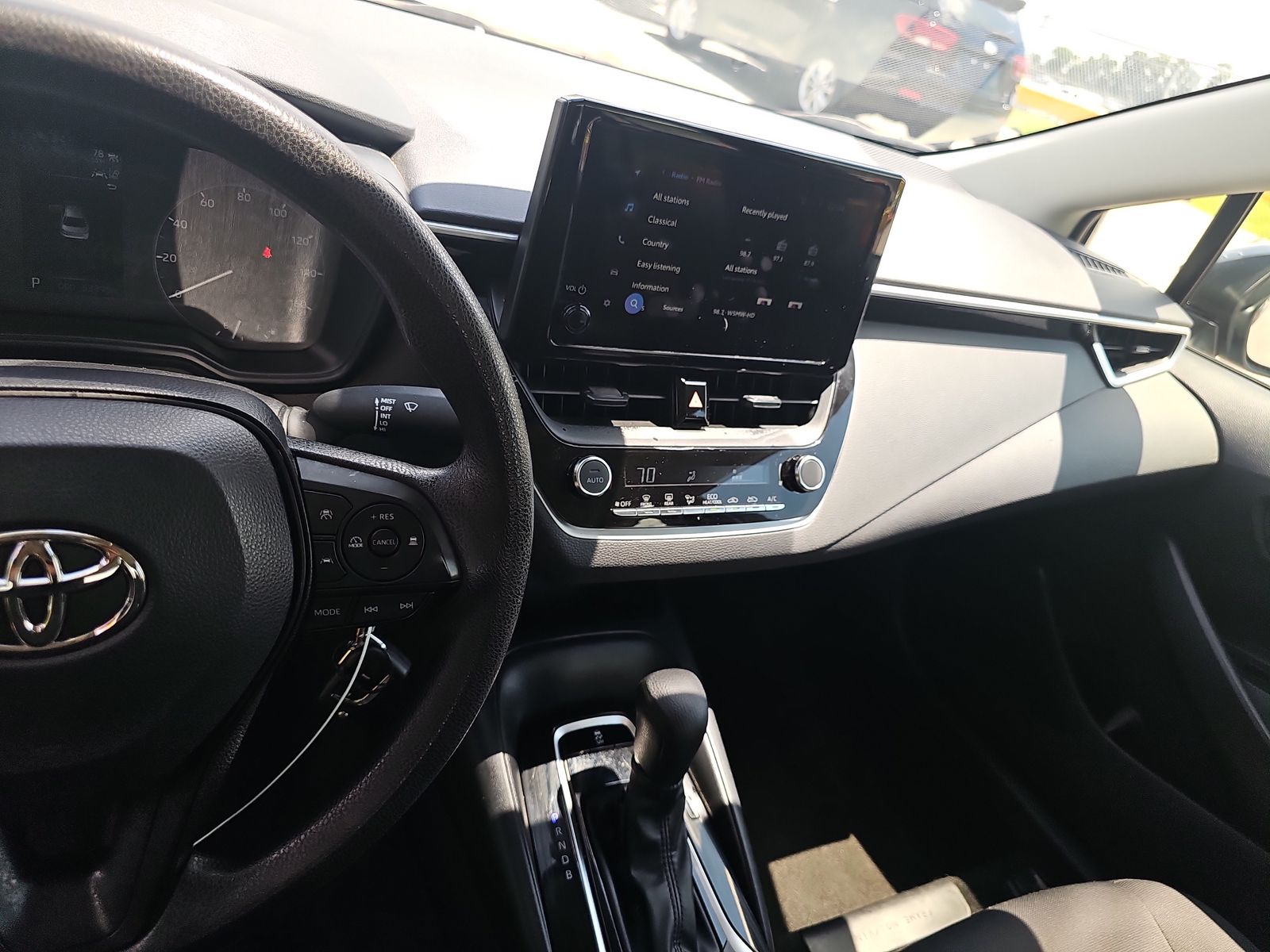 2023 Toyota Corolla LE FWD