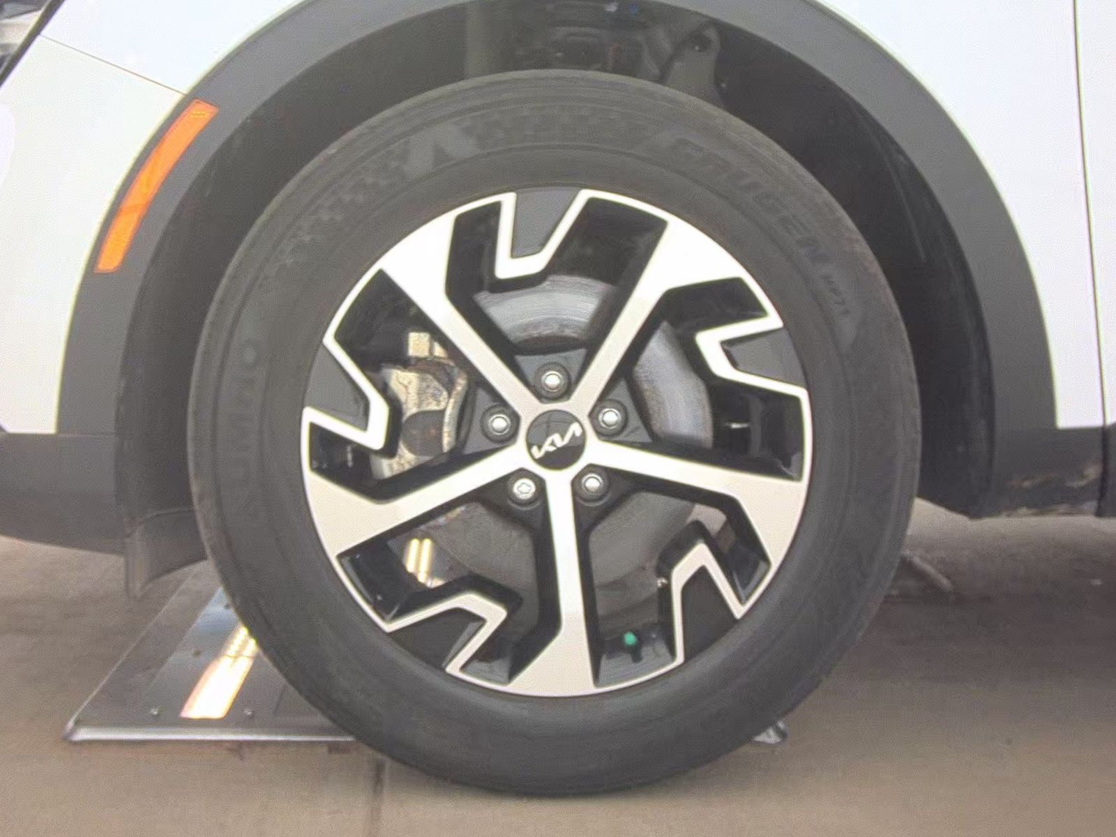 2023 Kia Sportage EX AWD