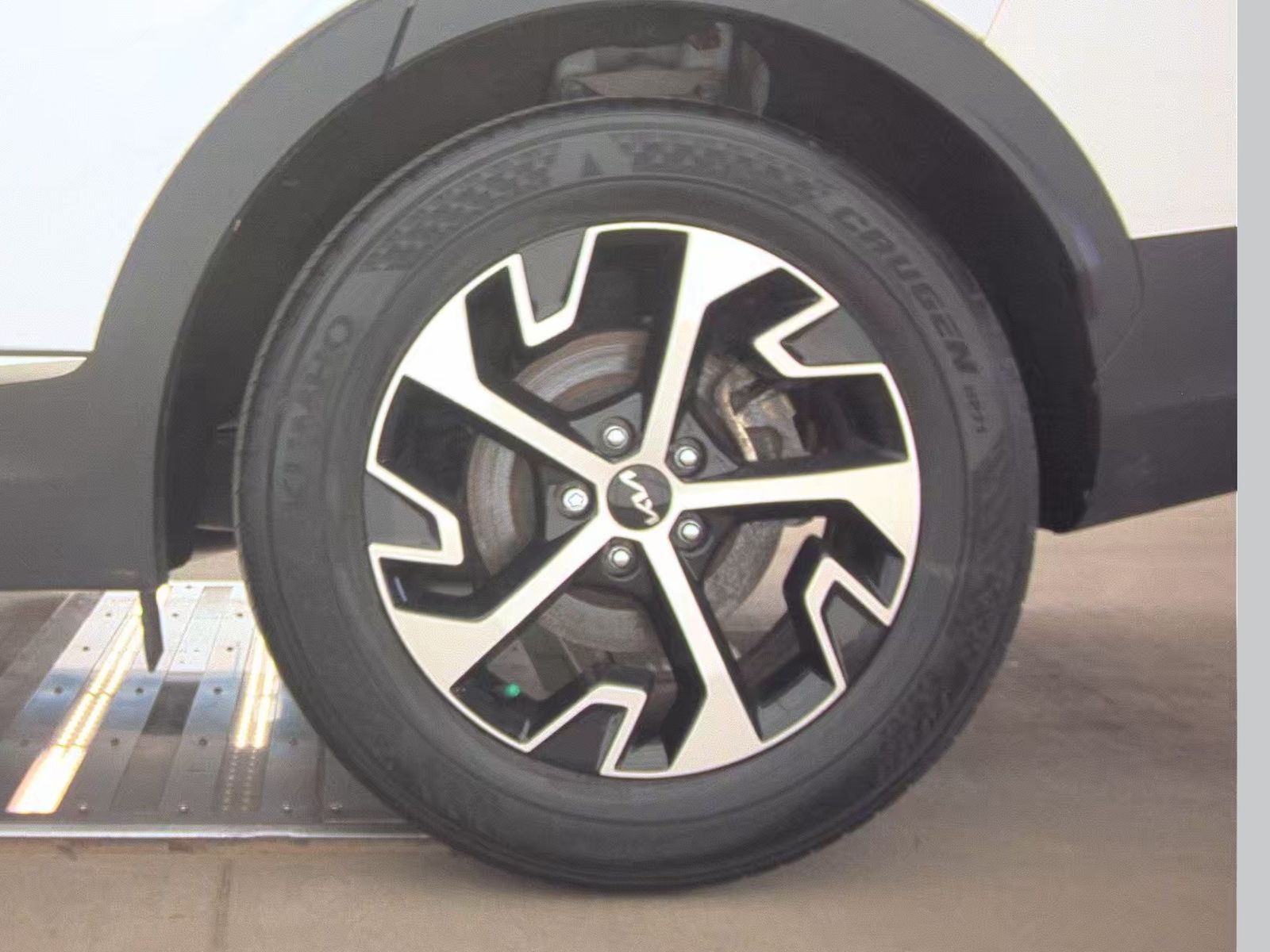 2023 Kia Sportage EX AWD