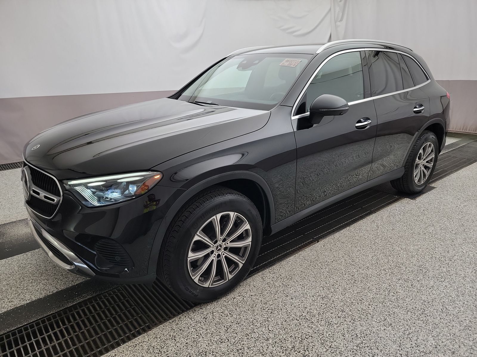 2023 Mercedes-Benz GLC 300