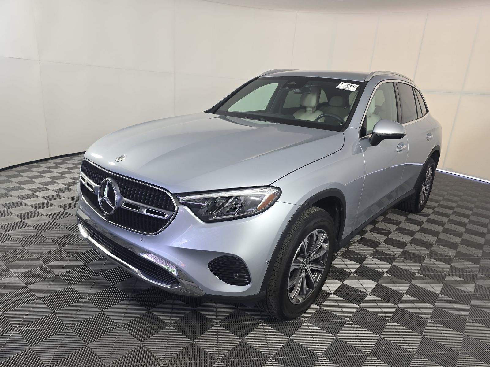 2023 Mercedes-Benz GLC 300 4MATIC
