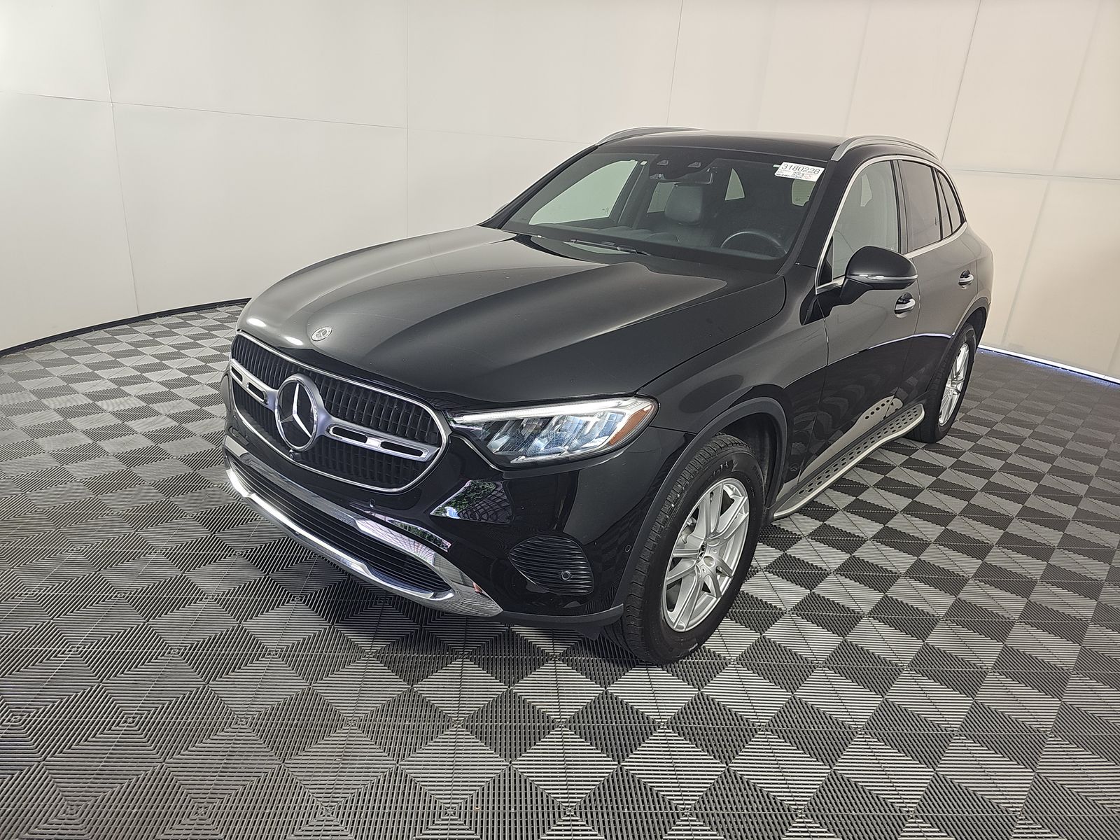 2023 Mercedes-Benz GLC 300