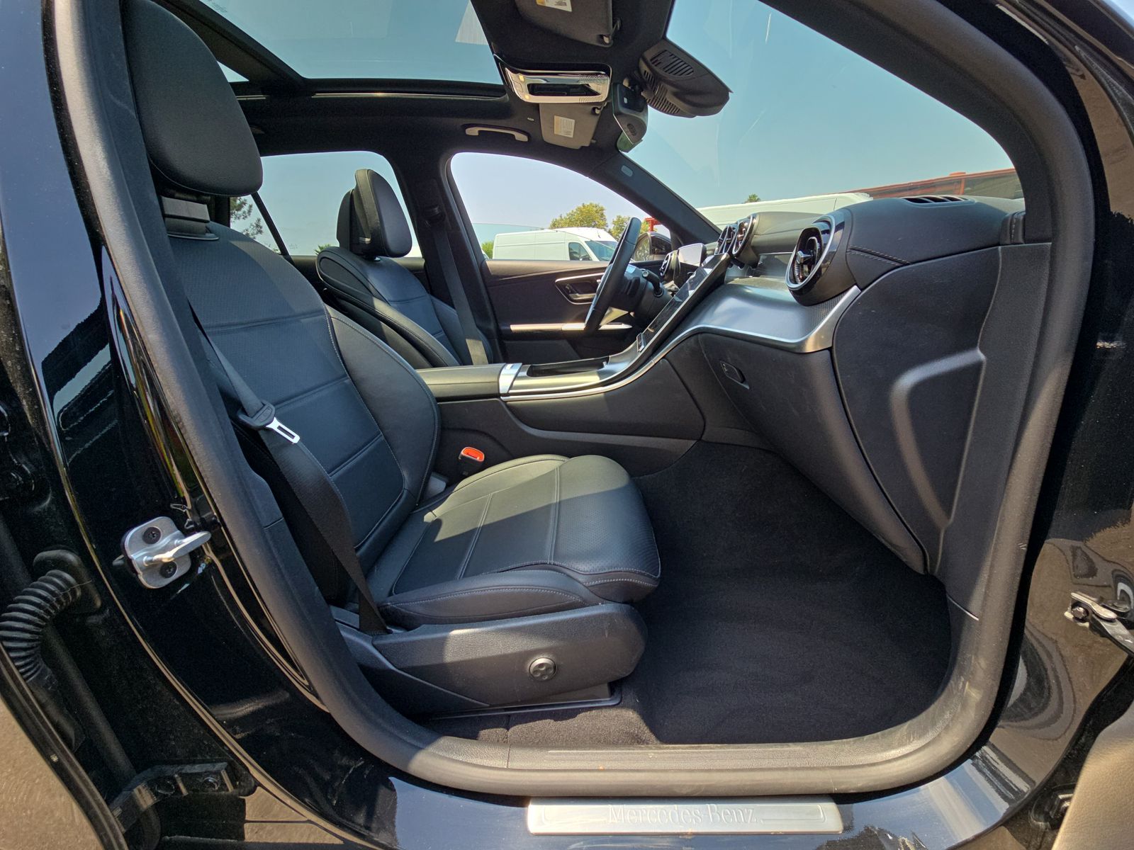 2024 Mercedes-Benz GLC GLC 300 AWD