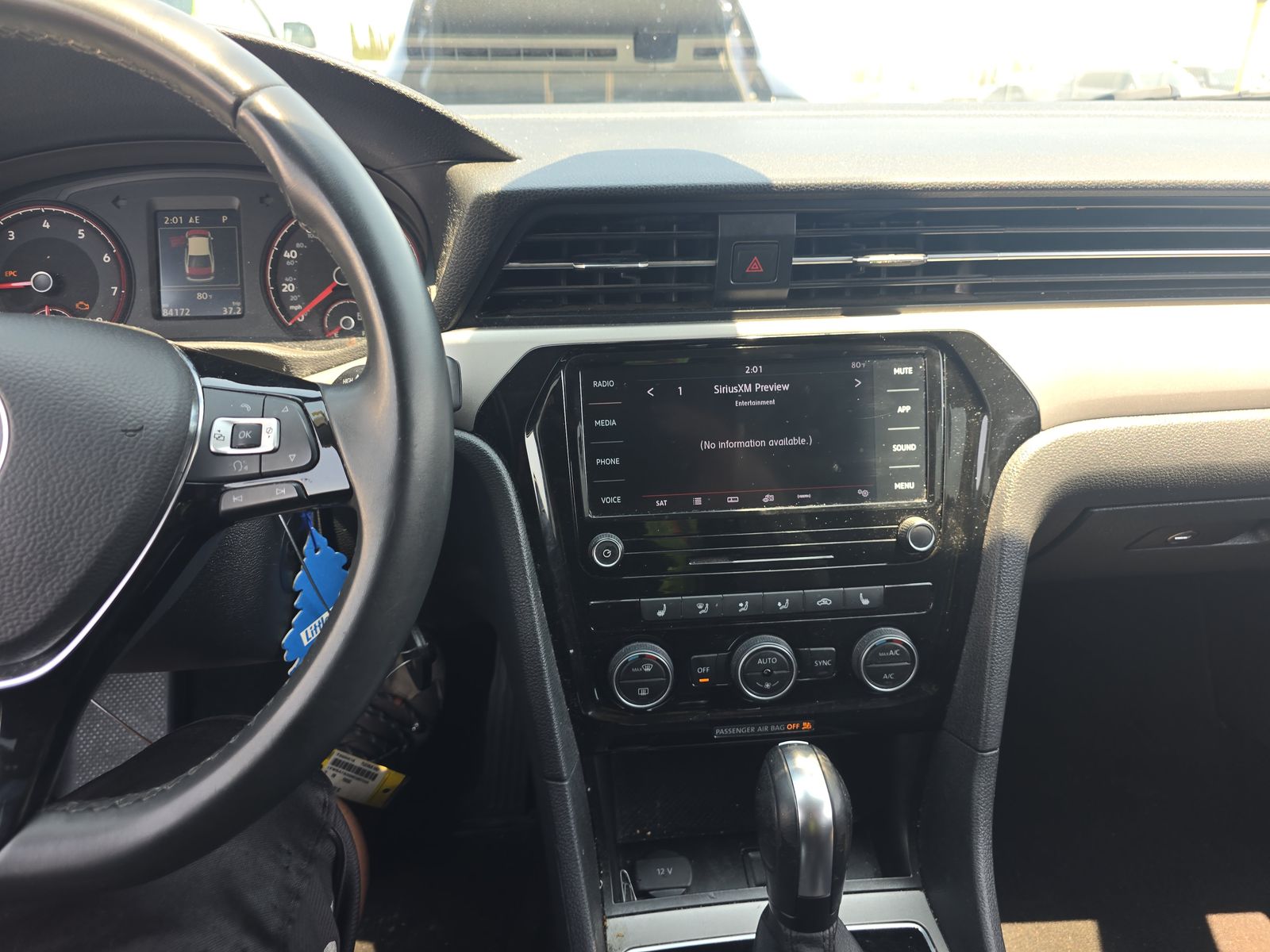 2022 Volkswagen Passat 2.0T SE FWD