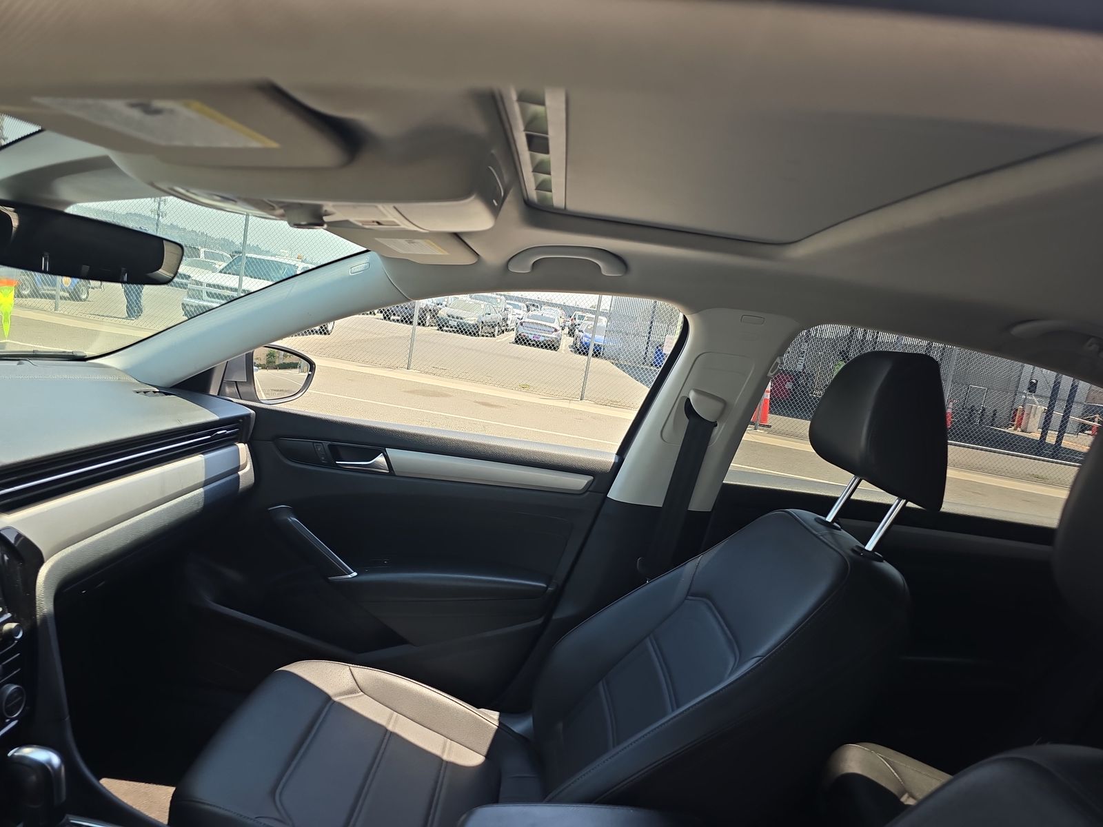 2022 Volkswagen Passat 2.0T SE FWD