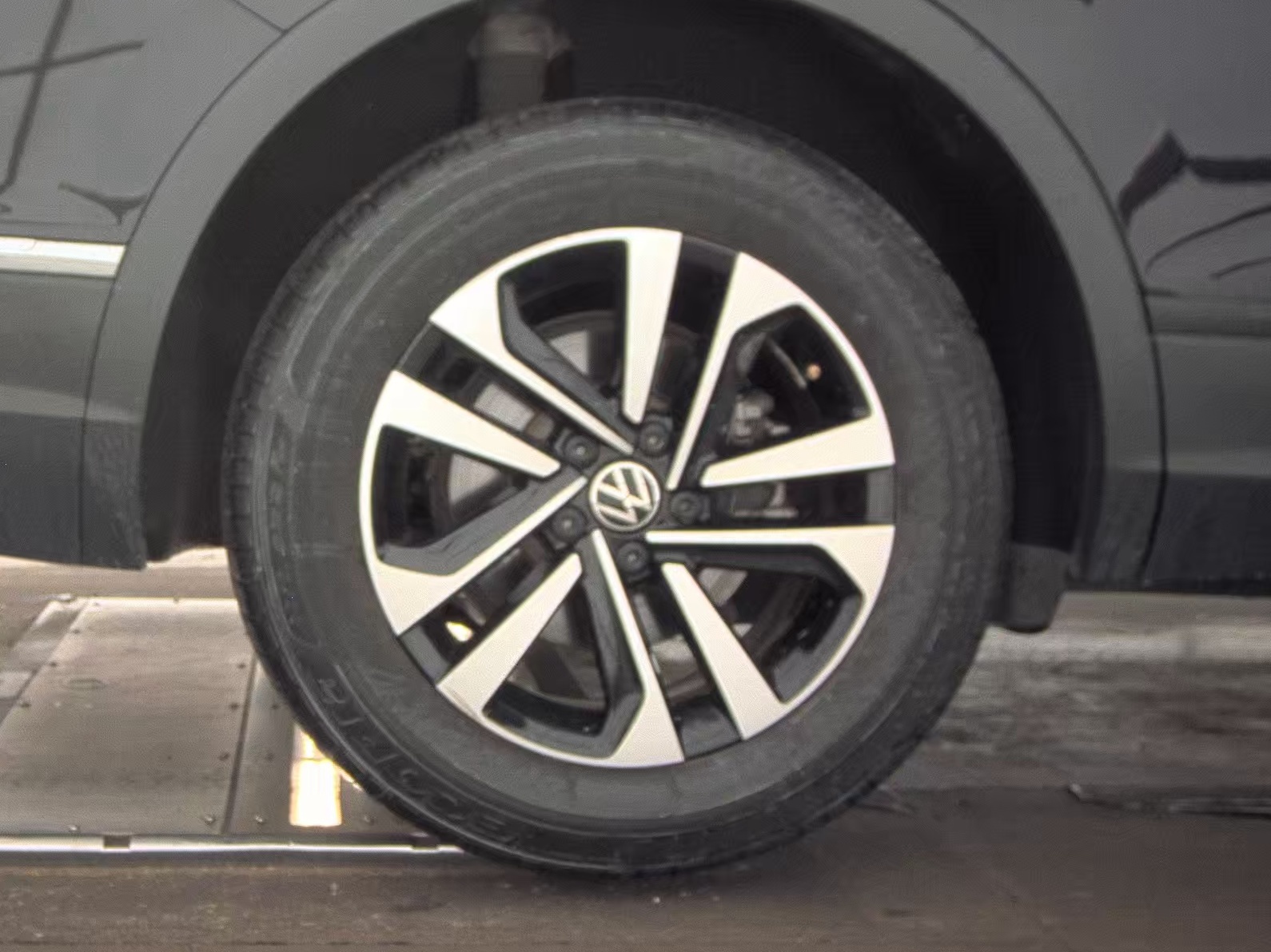 2022 Volkswagen Tiguan 2.0T S FWD
