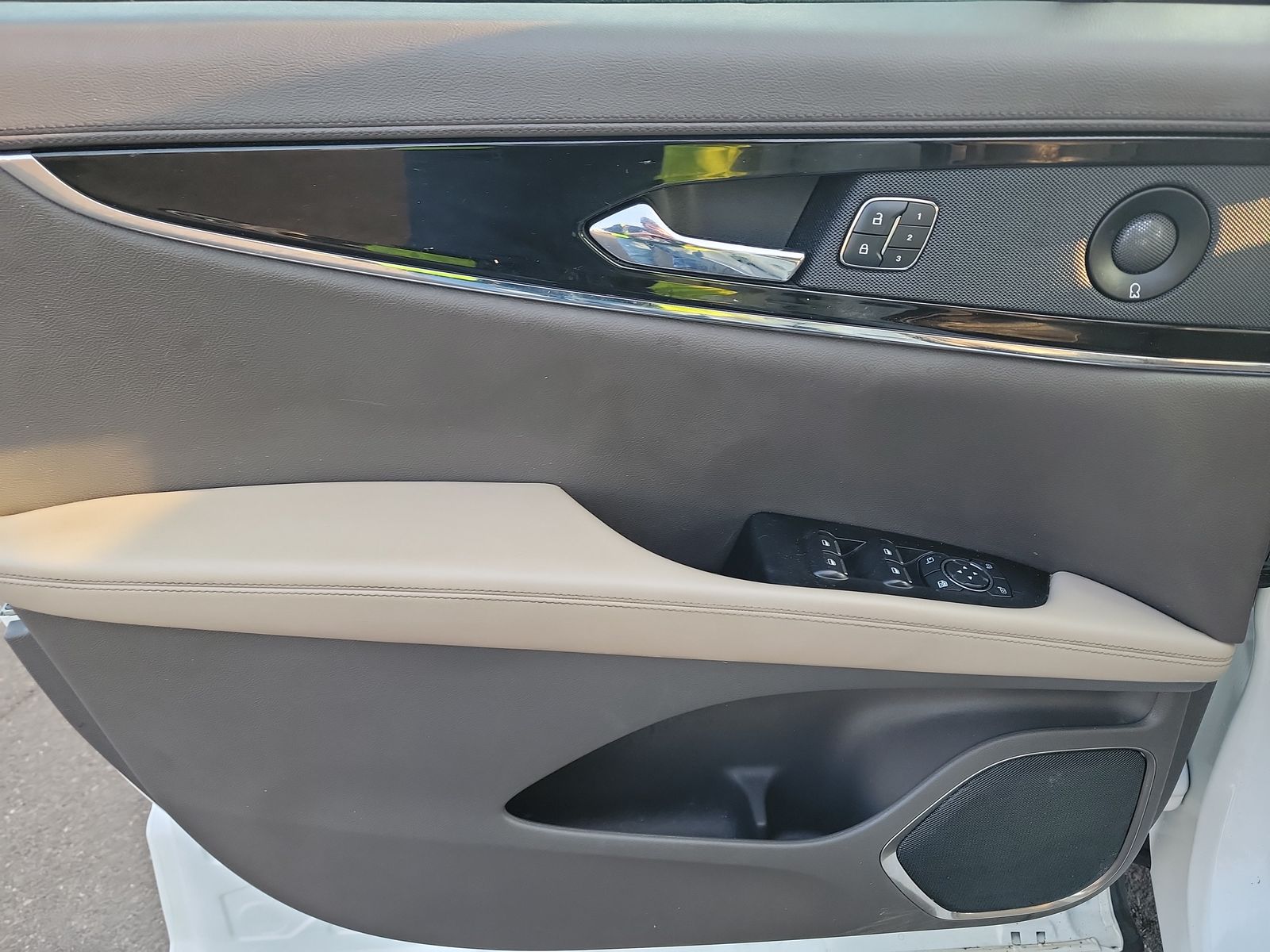 2022 Lincoln Nautilus Reserve AWD