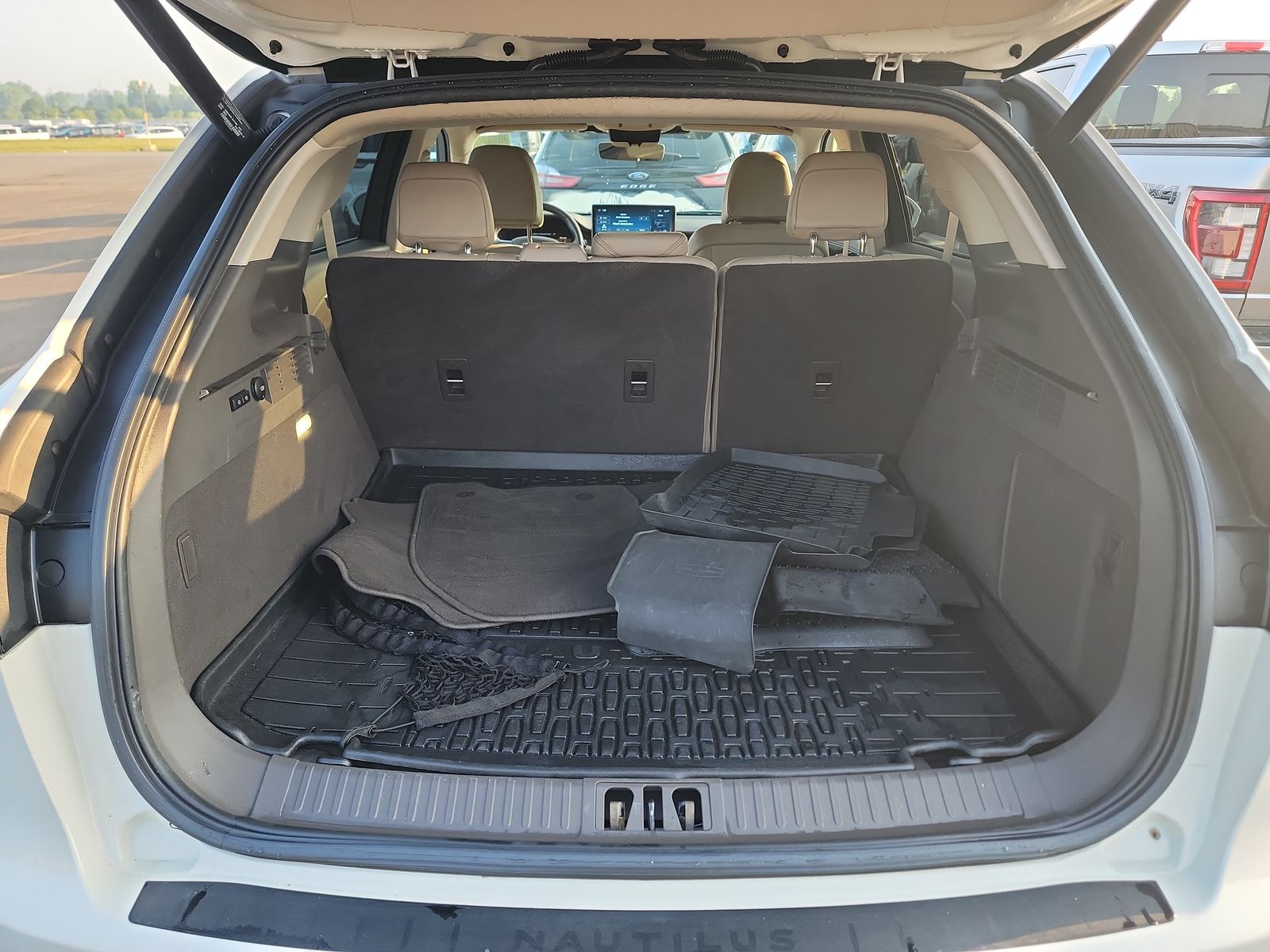 2022 Lincoln Nautilus Reserve AWD