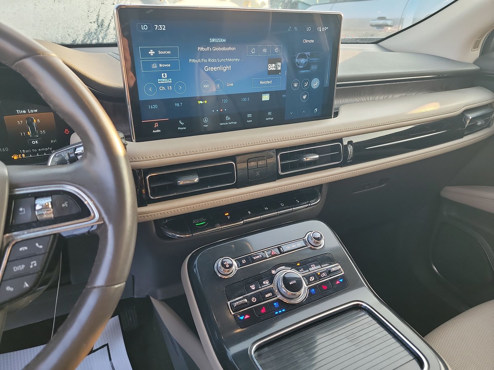 2022 Lincoln Nautilus Reserve AWD
