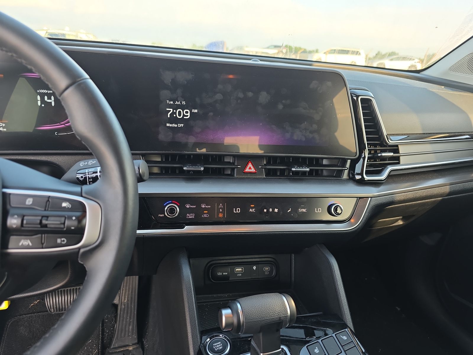 2024 Kia Sportage EX FWD