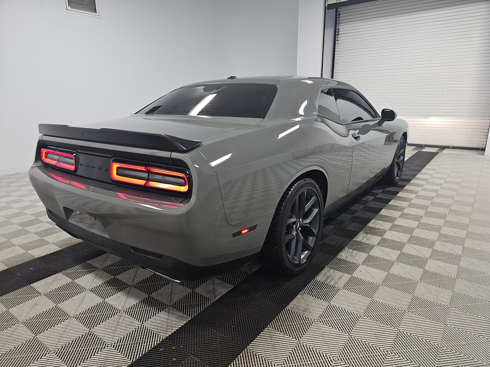 2023 Dodge Challenger R/T RWD