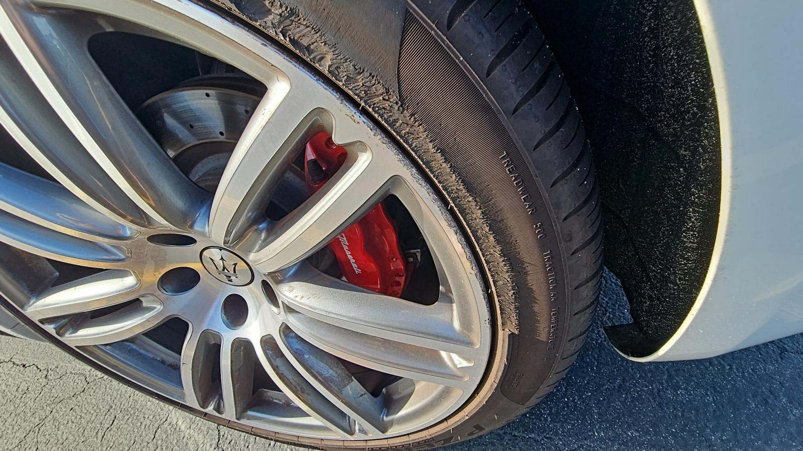 2022 Maserati Ghibli Modena FWD