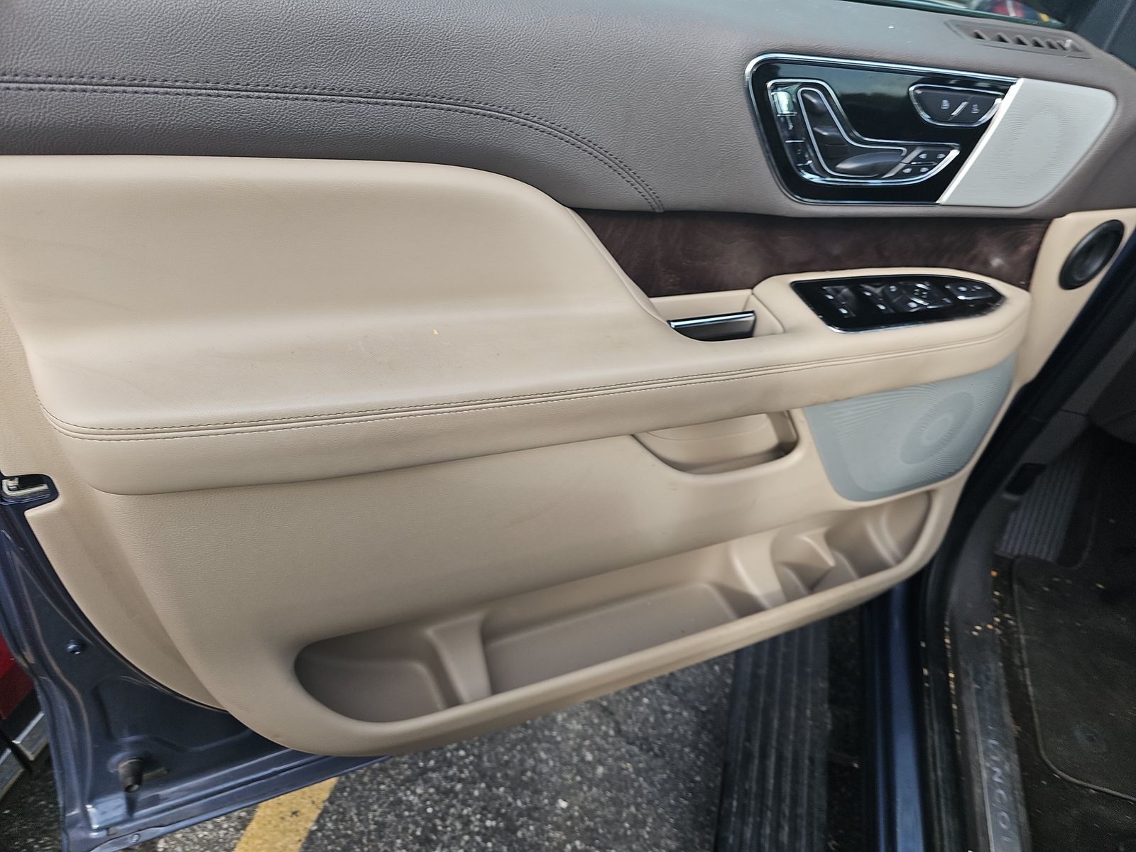 2022 Lincoln Navigator L Reserve AWD