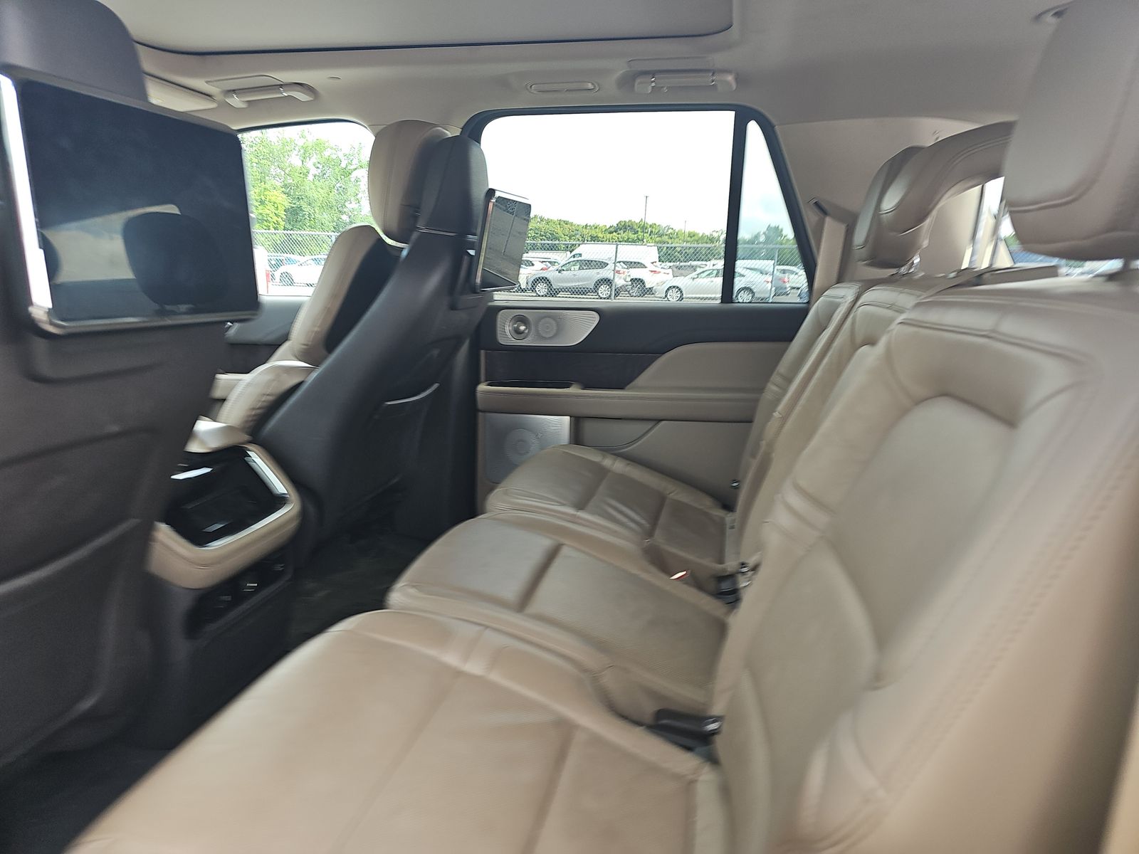 2022 Lincoln Navigator L Reserve AWD