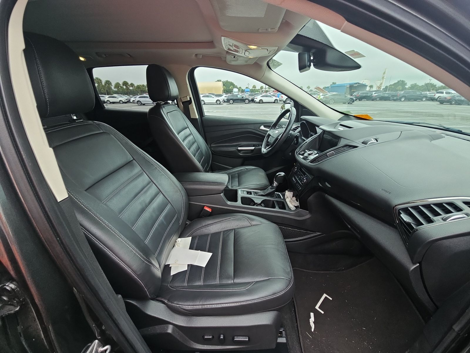 2017 Ford Escape Titanium FWD