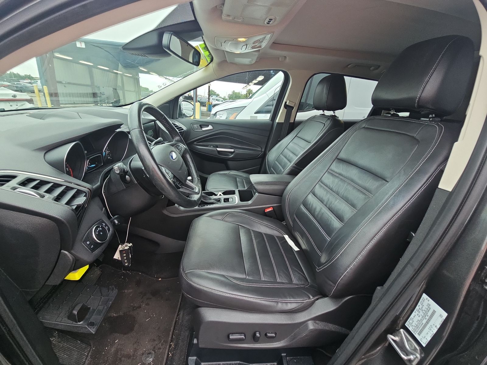 2017 Ford Escape Titanium FWD