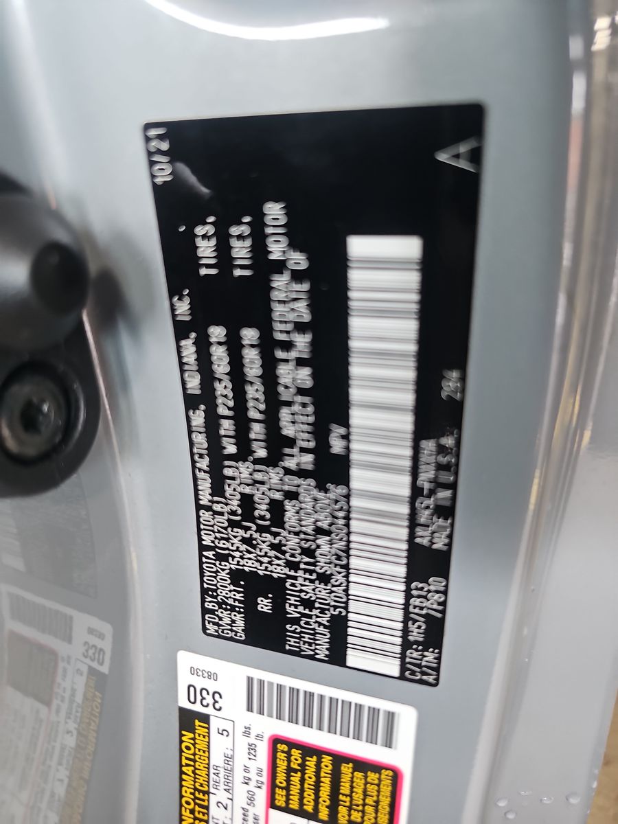 2022 Toyota Sienna Woodland Edition AWD