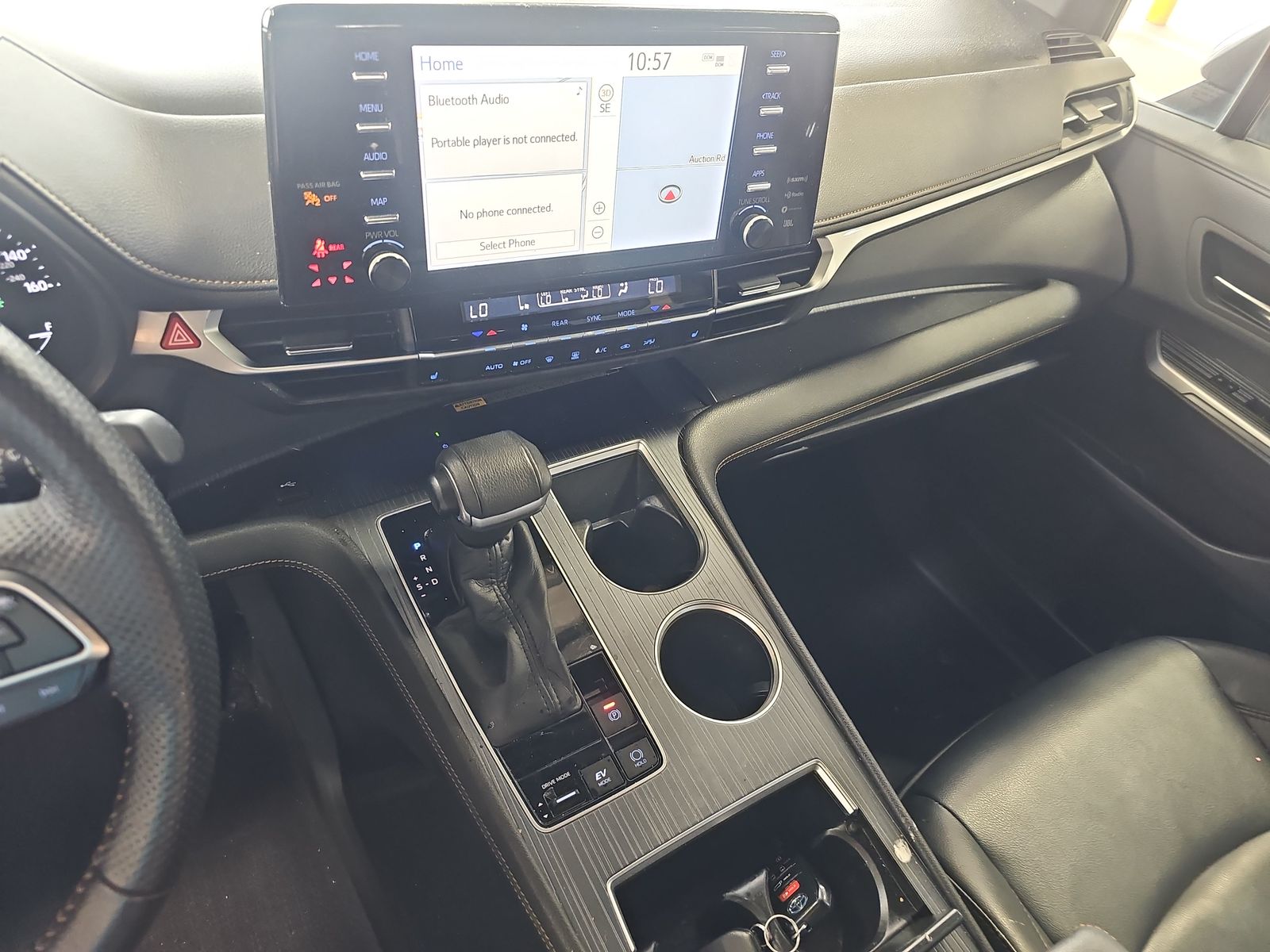 2022 Toyota Sienna Woodland Edition AWD