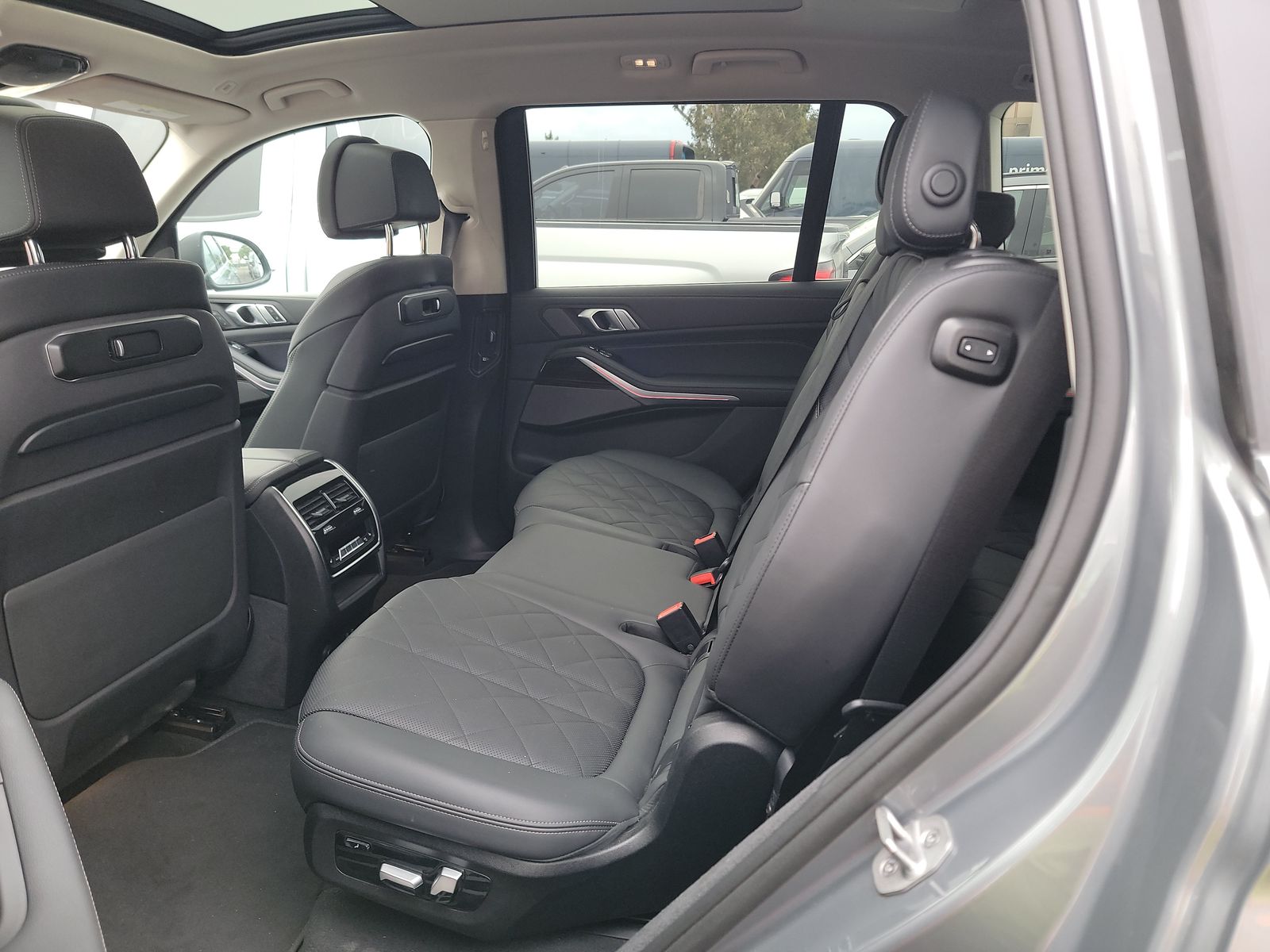2024 BMW X7 xDrive40i AWD