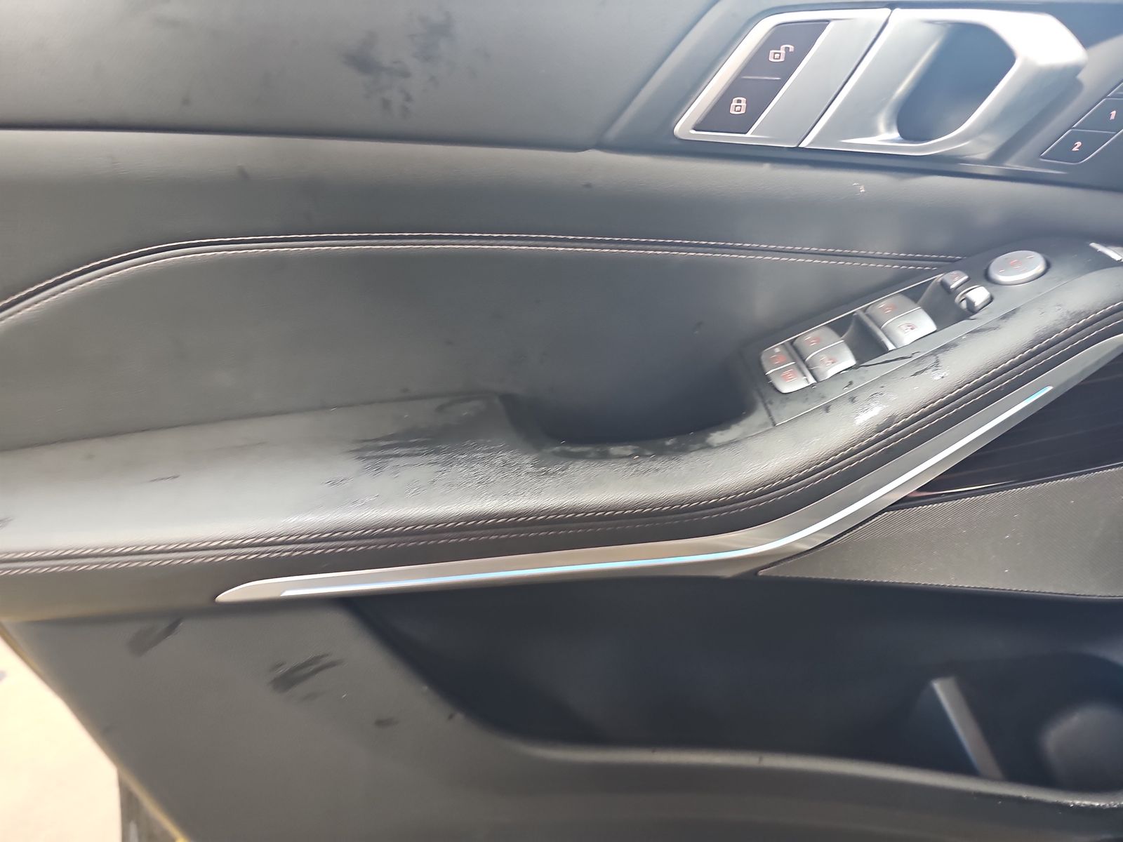 2024 BMW X7 xDrive40i AWD