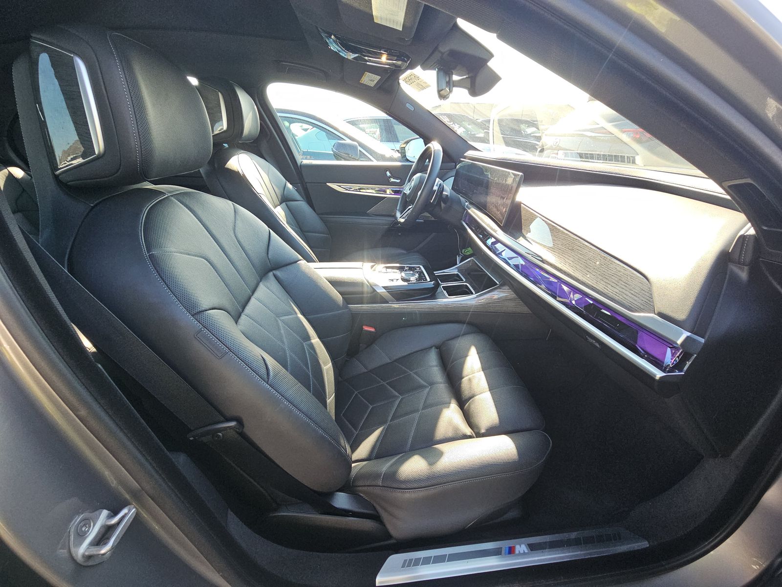 2024 BMW 7 Series 740i RWD