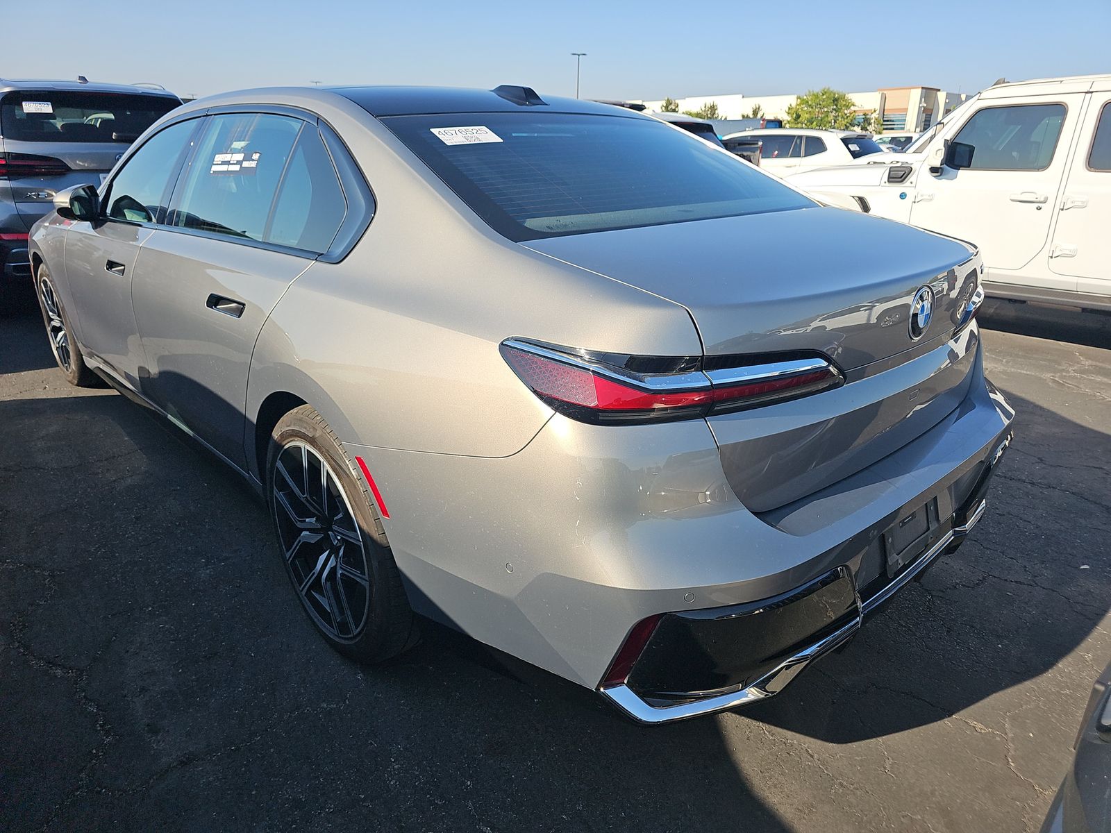 2024 BMW 7 Series 740i RWD