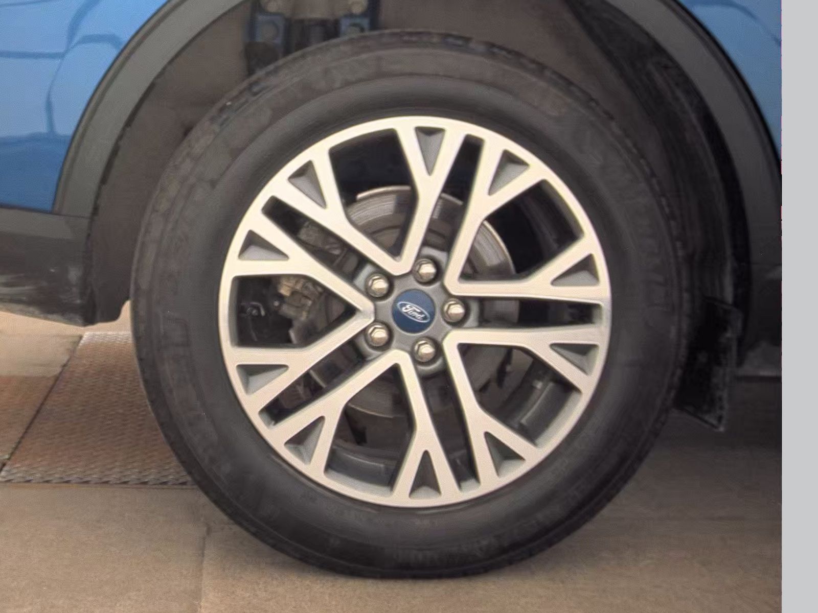 2022 Ford Escape Hybrid SEL FWD