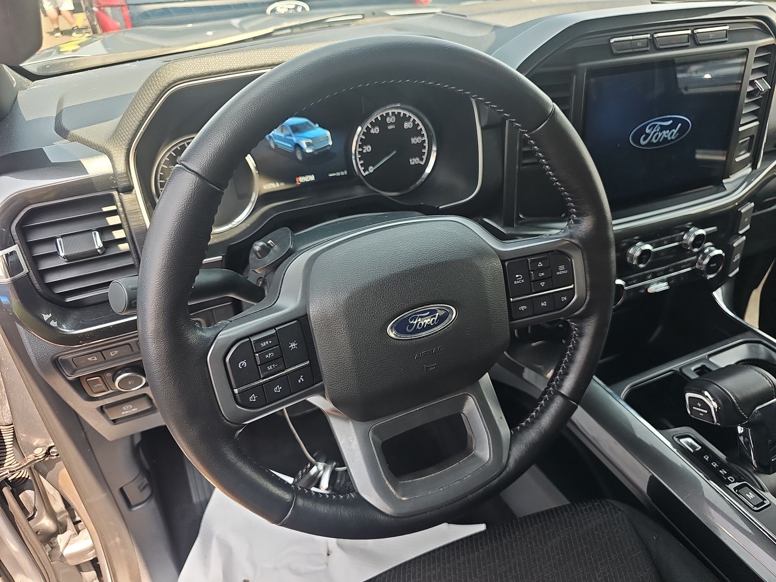 2022 Ford F-150 XLT AWD
