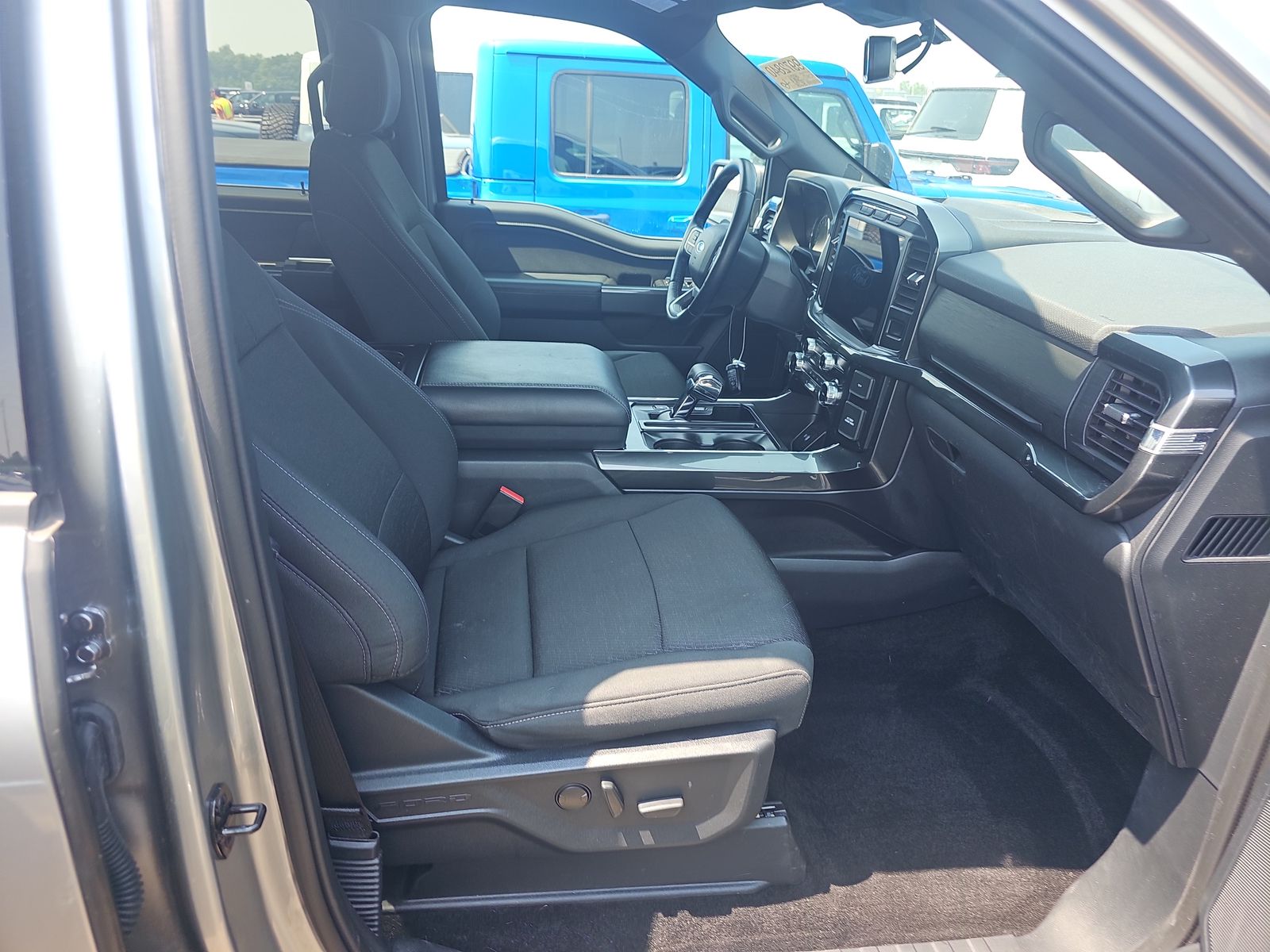 2022 Ford F-150 XLT AWD