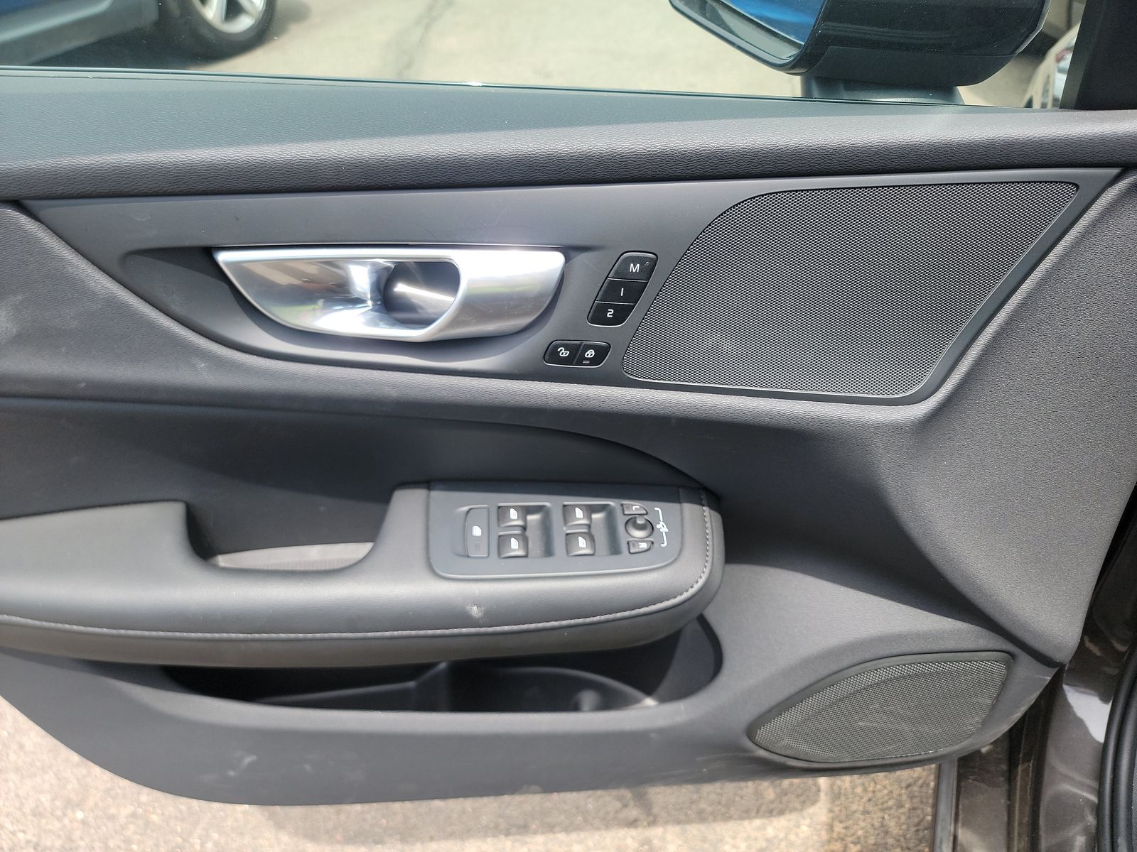 2025 Volvo S60 B5 Core AWD