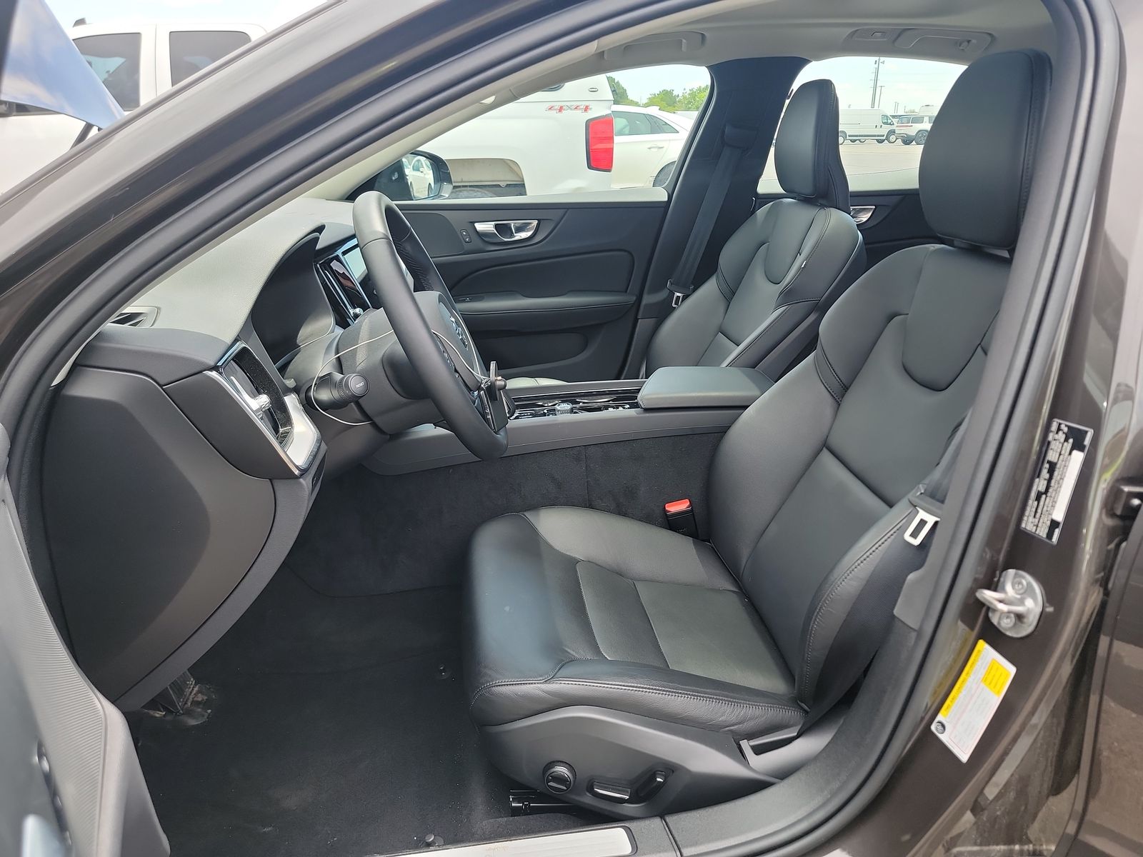 2025 Volvo S60 B5 Core AWD