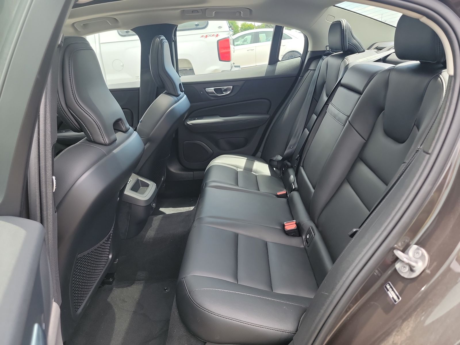 2025 Volvo S60 B5 Core AWD