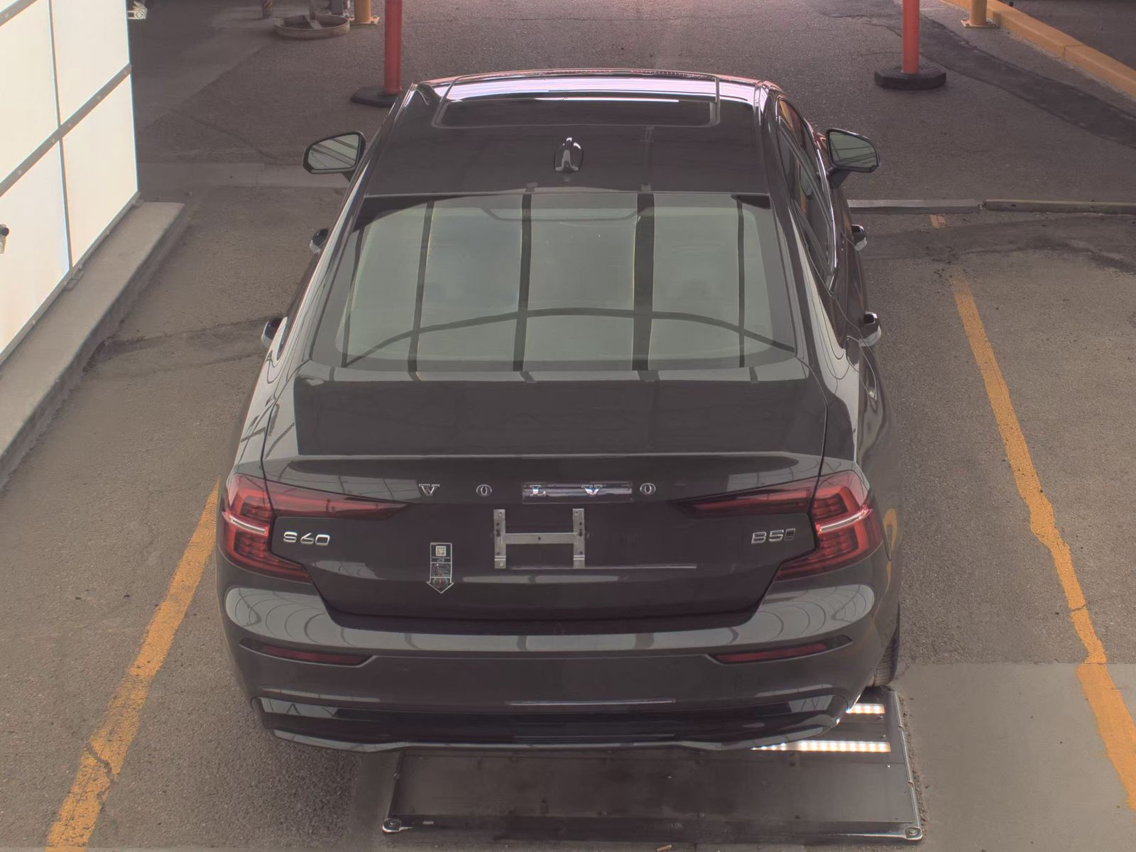 2025 Volvo S60 B5 Core AWD