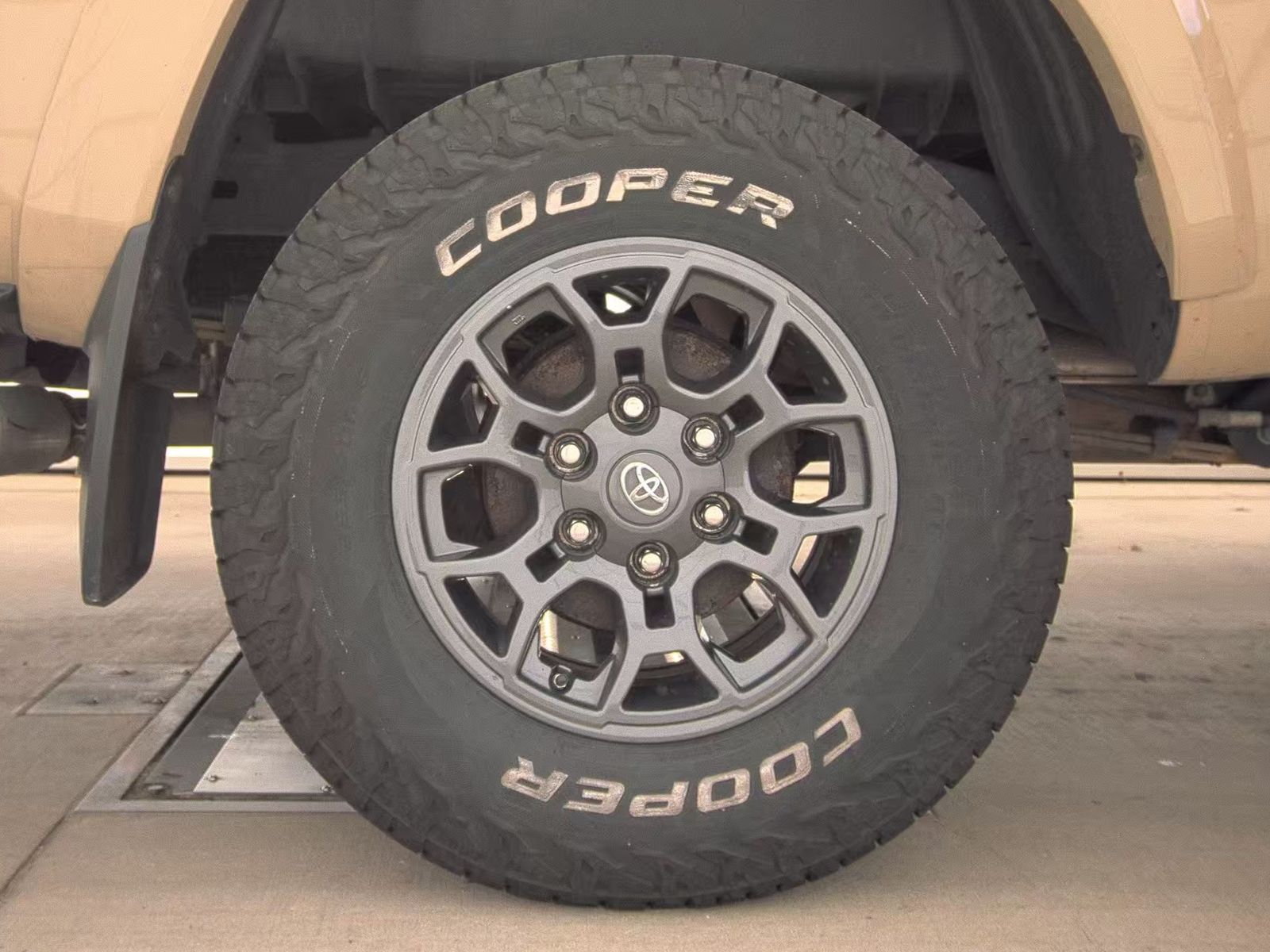 2018 Toyota Tacoma SR5 AWD