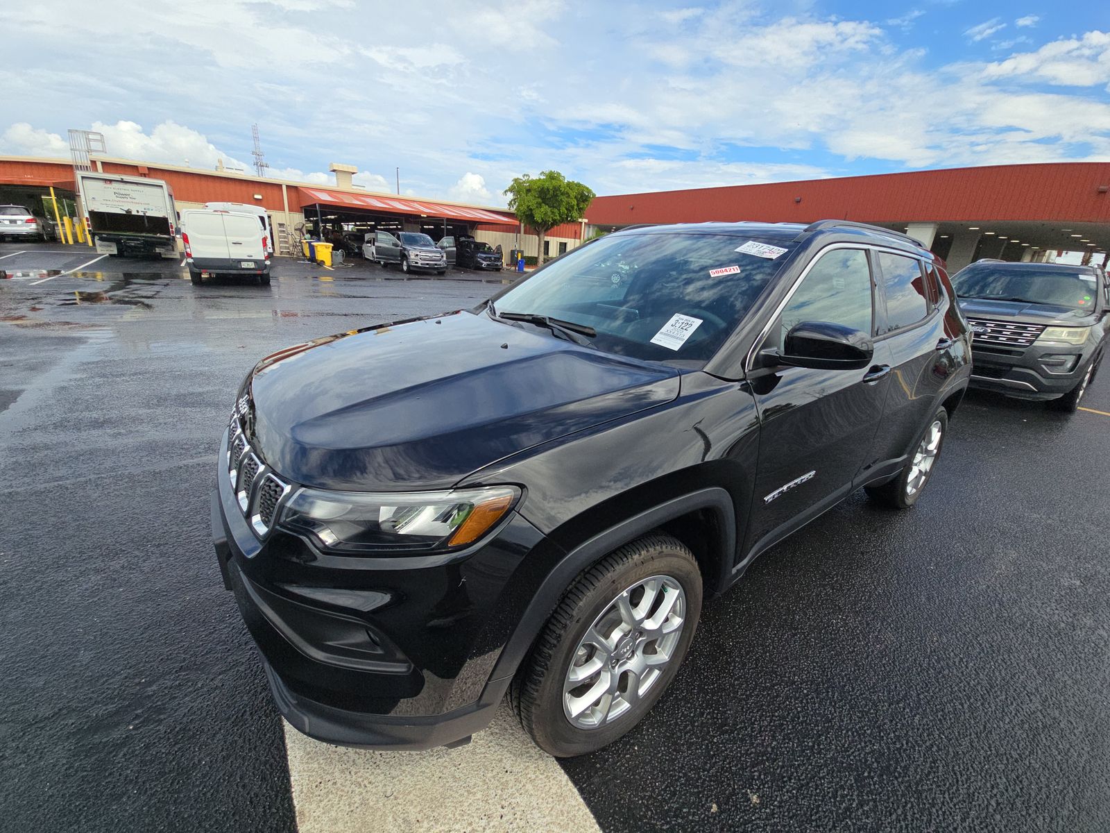 2023 Jeep Compass Latitude Lux AWD