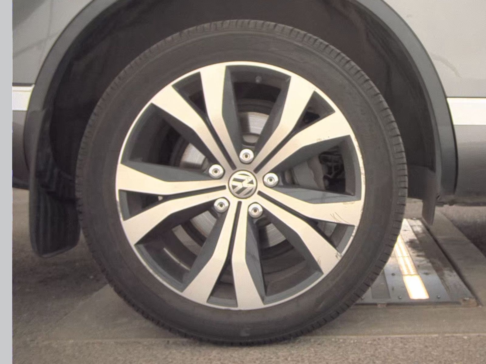 2017 Volkswagen Touareg 3.6L Wolfsburg Edition AWD